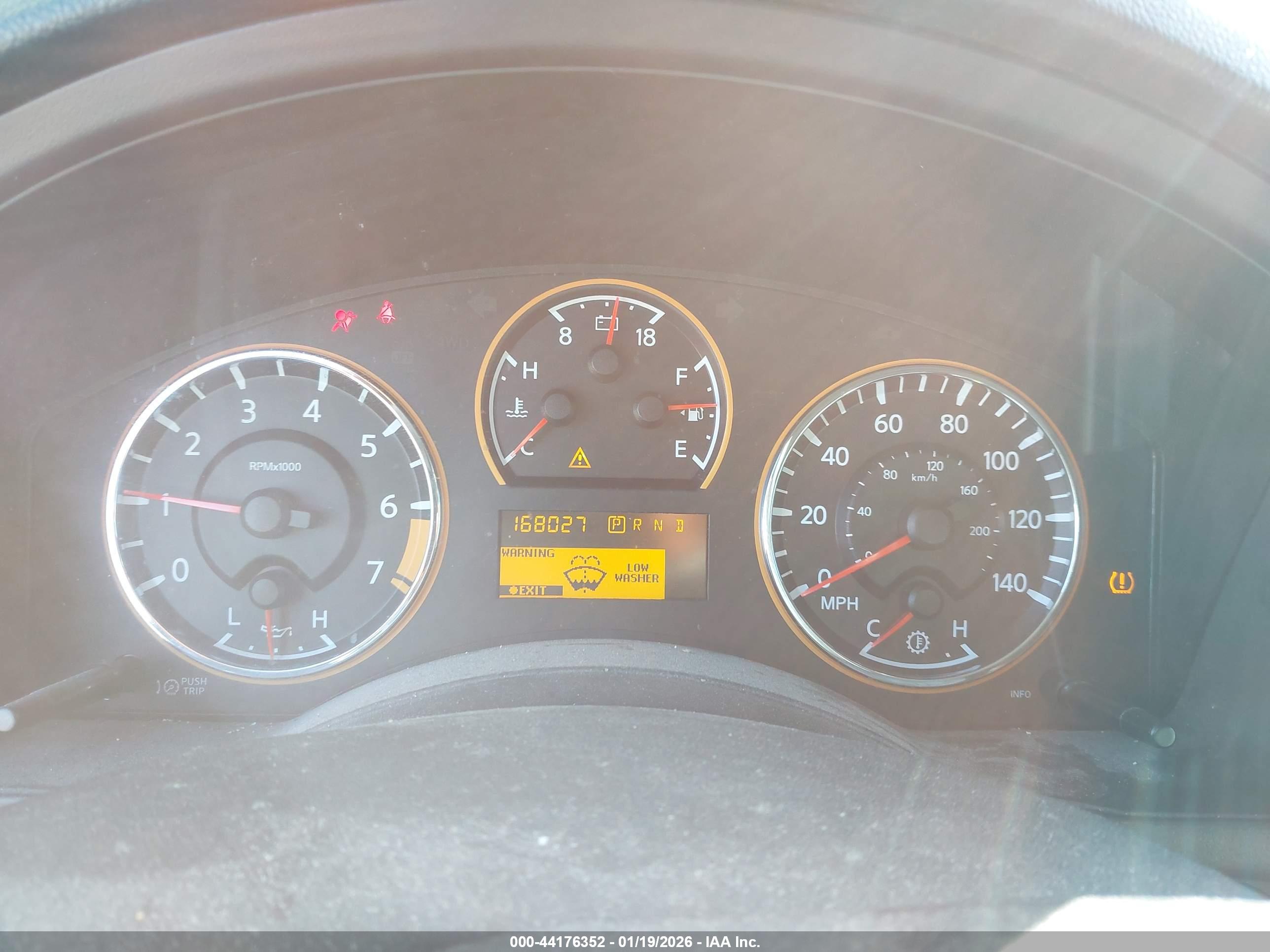 NISSAN ARMADA image 7