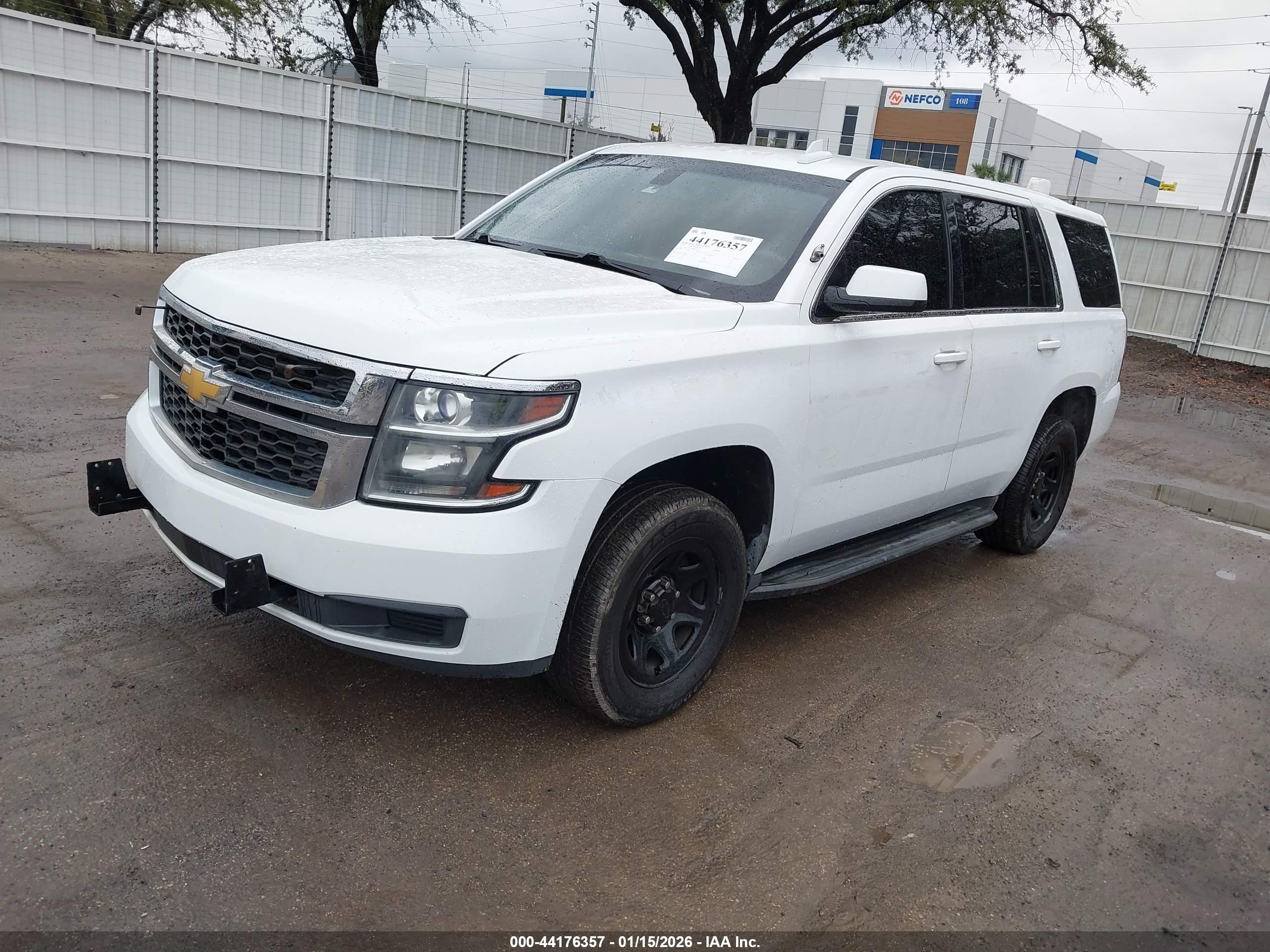 CHEVROLET TAHOE image 2