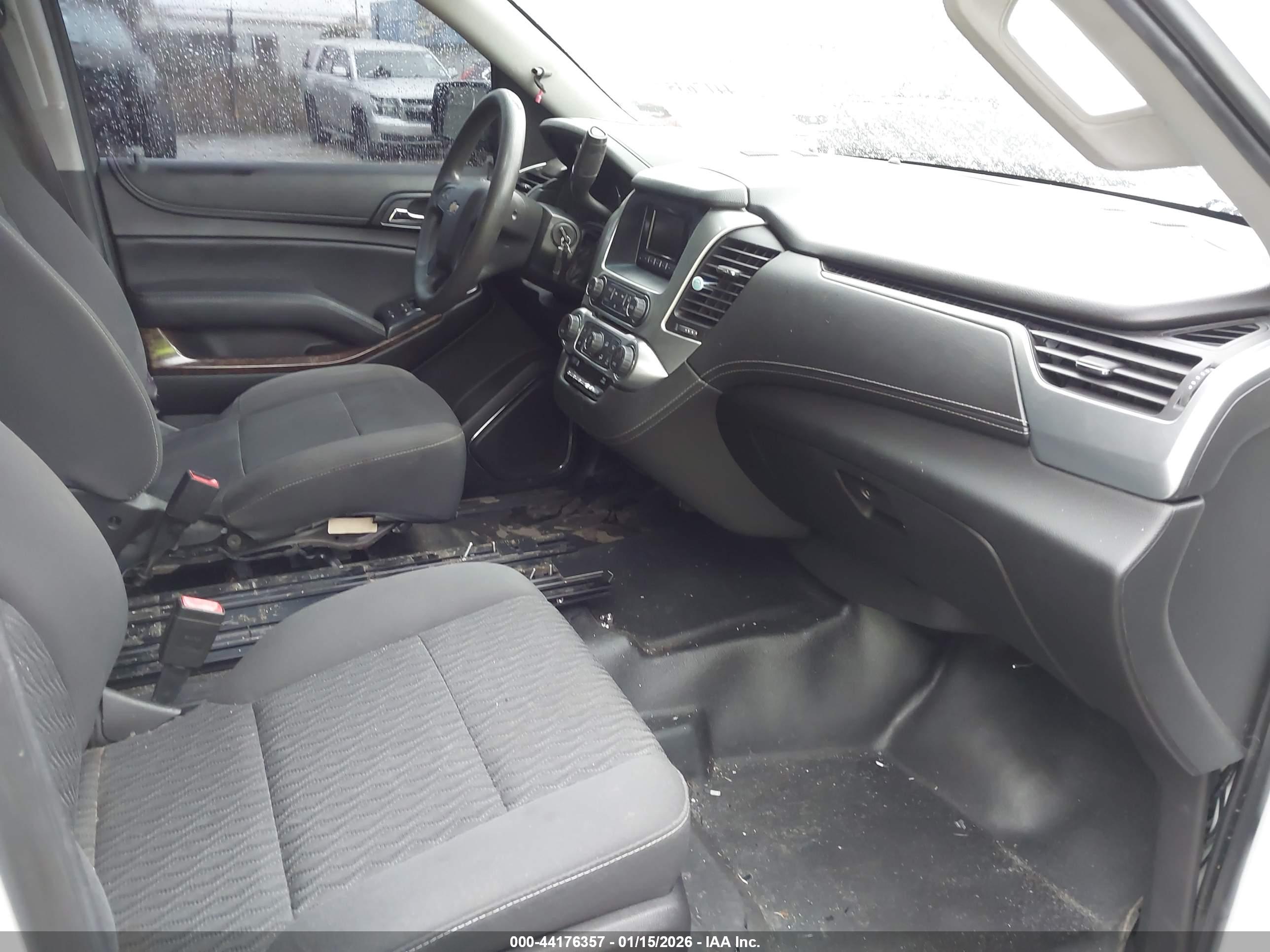 CHEVROLET TAHOE image 5