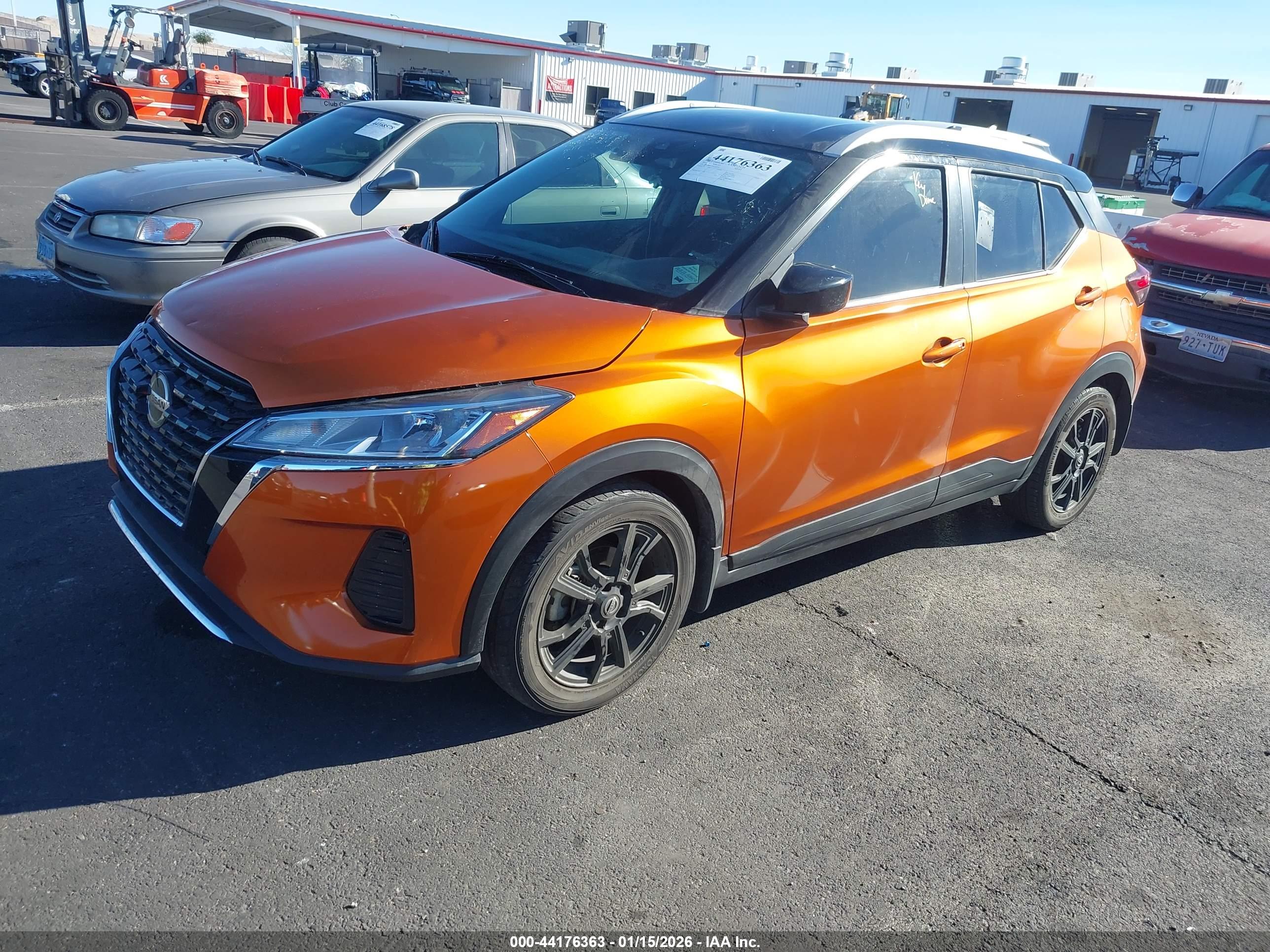 NISSAN KICKS image 2