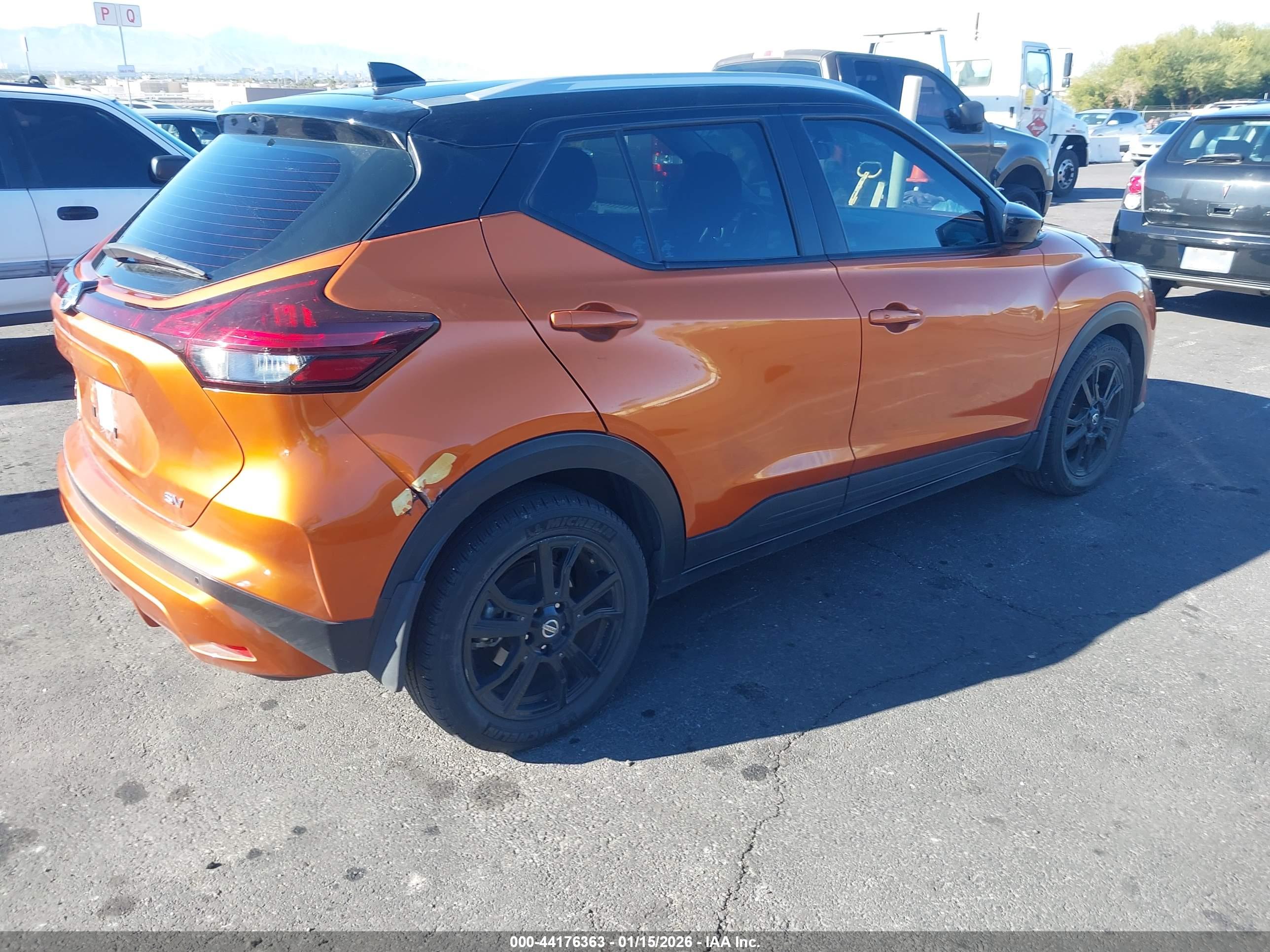 NISSAN KICKS image 4