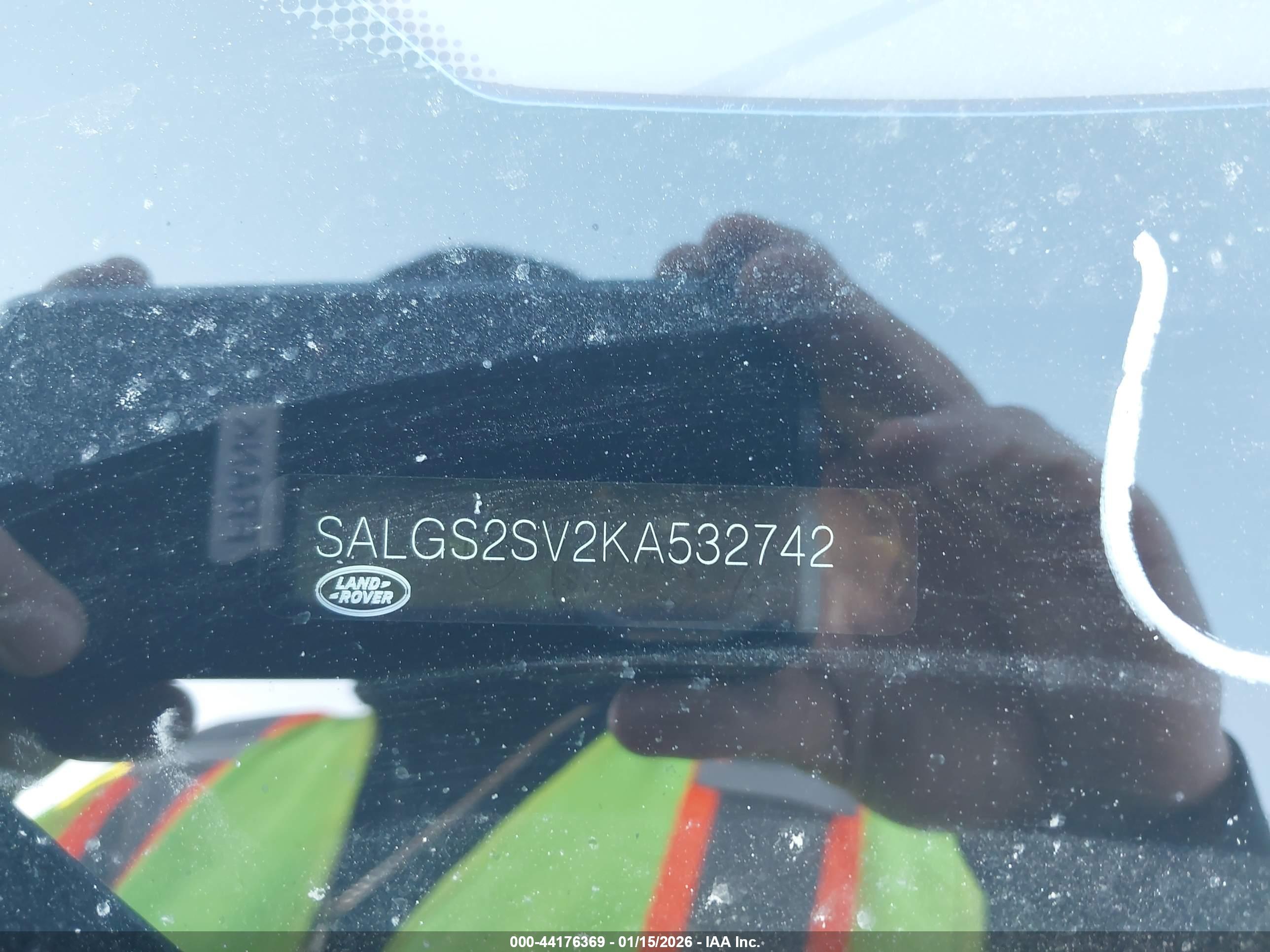 LAND ROVER image 9