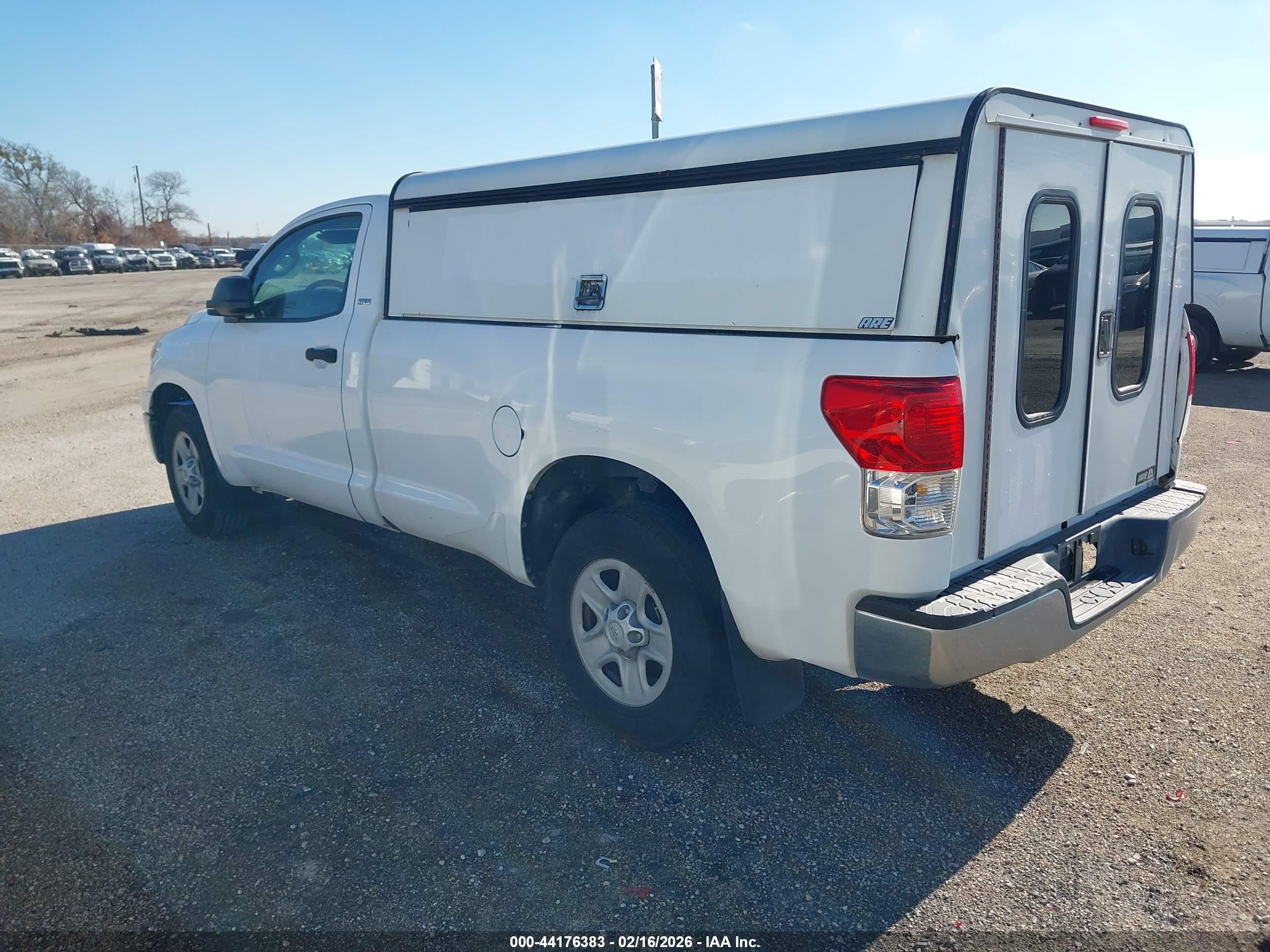 TOYOTA TUNDRA image 3