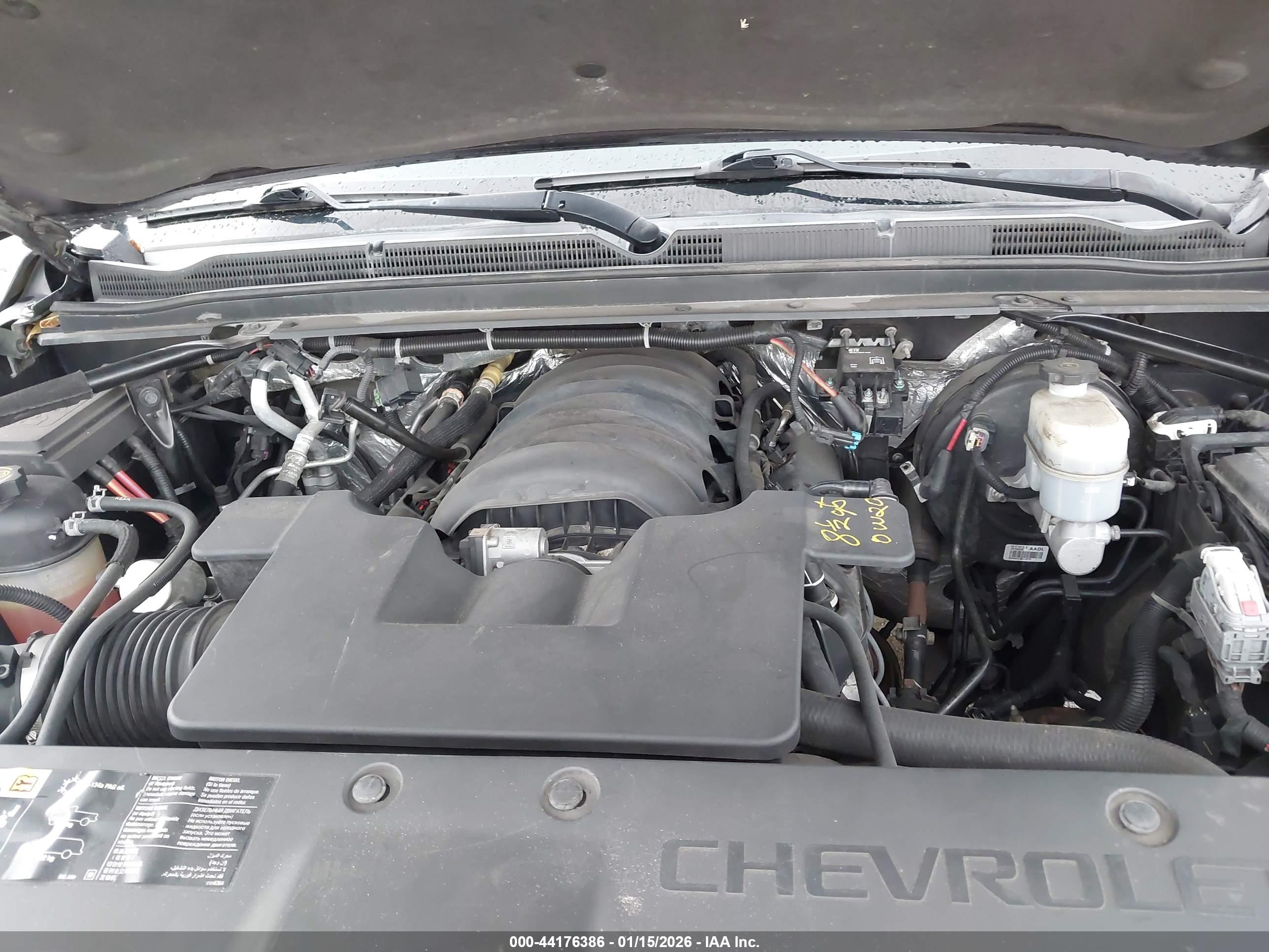 CHEVROLET TAHOE image 10