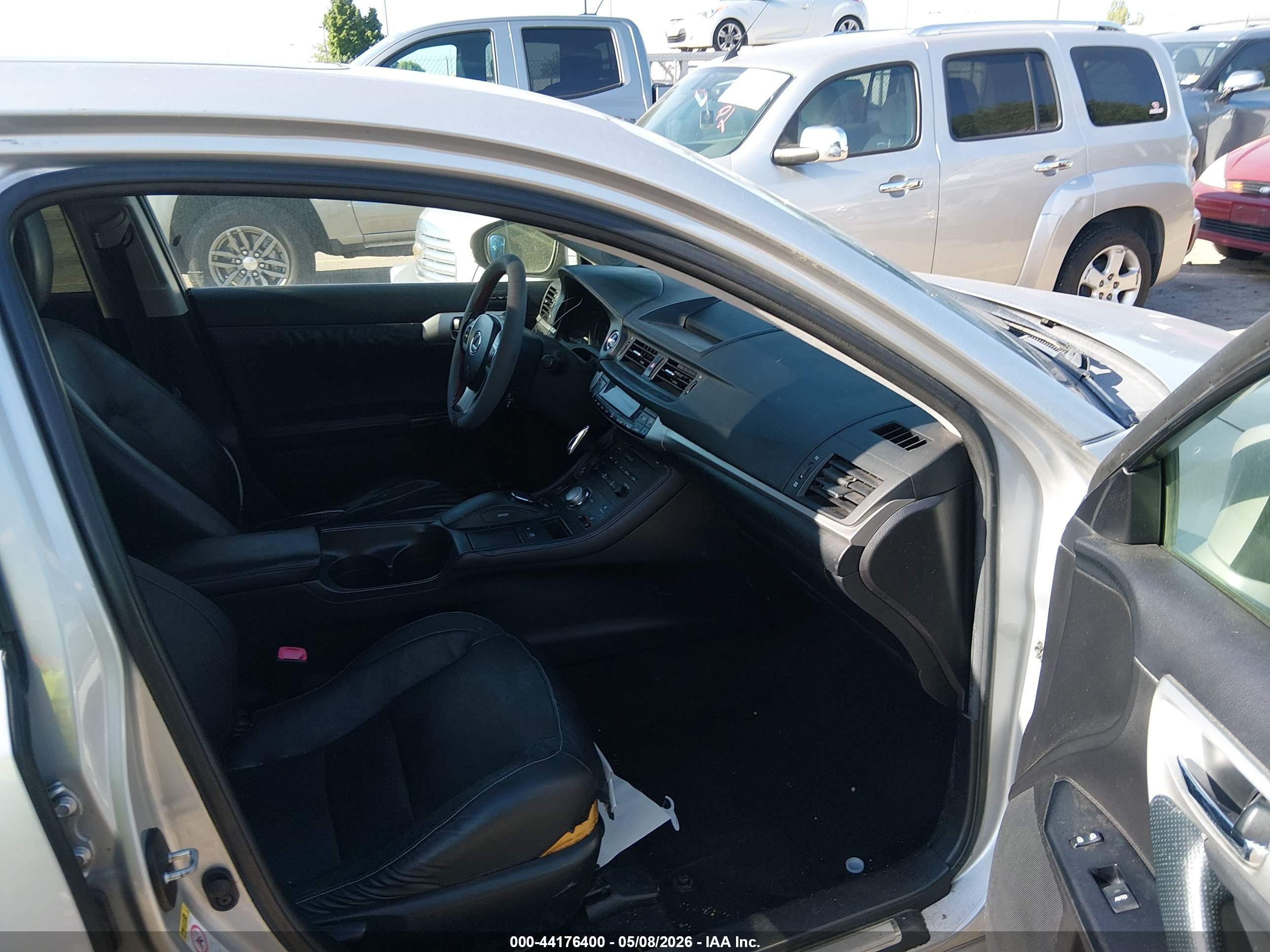 LEXUS CT image 5