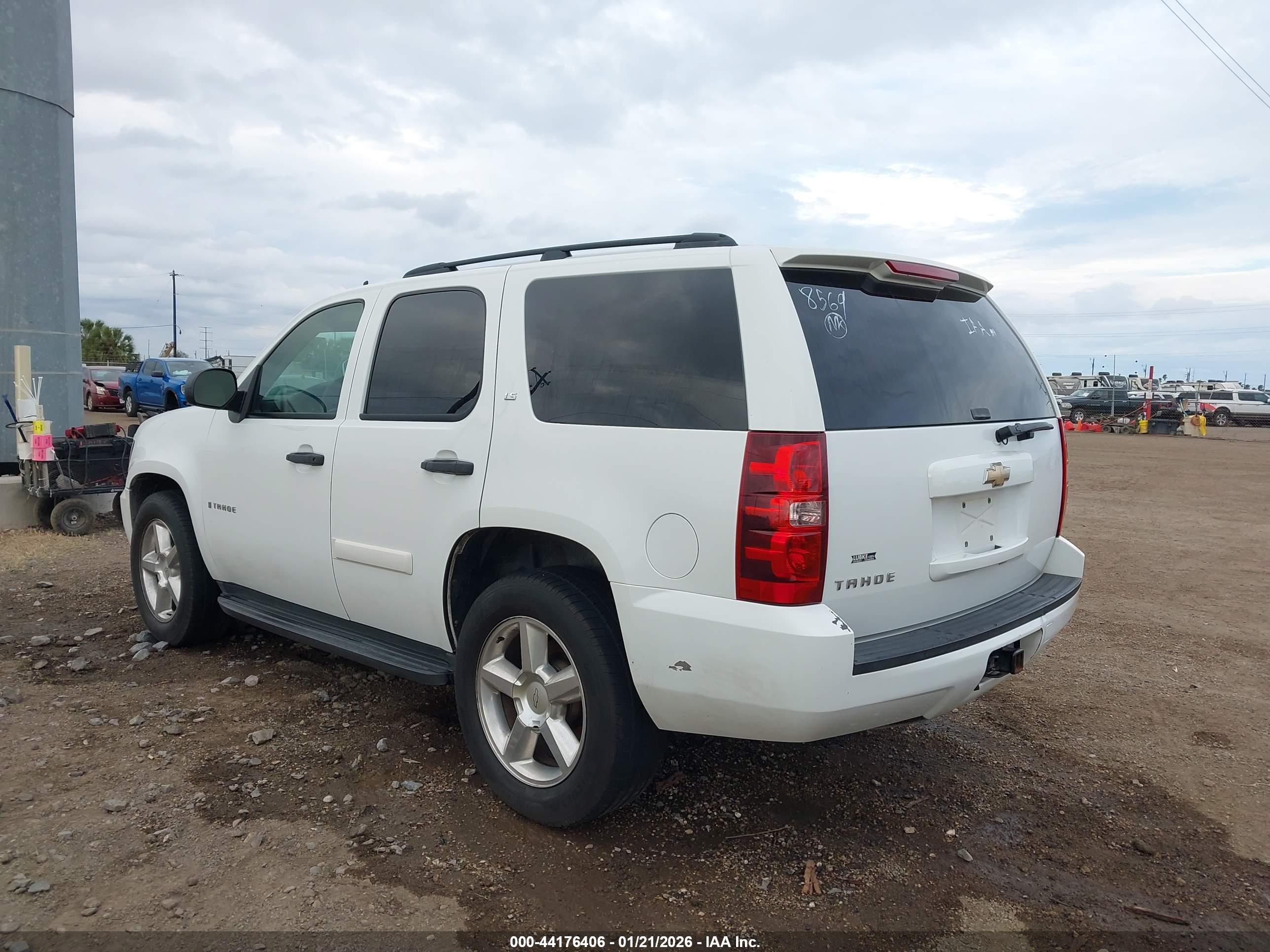 CHEVROLET TAHOE image 3