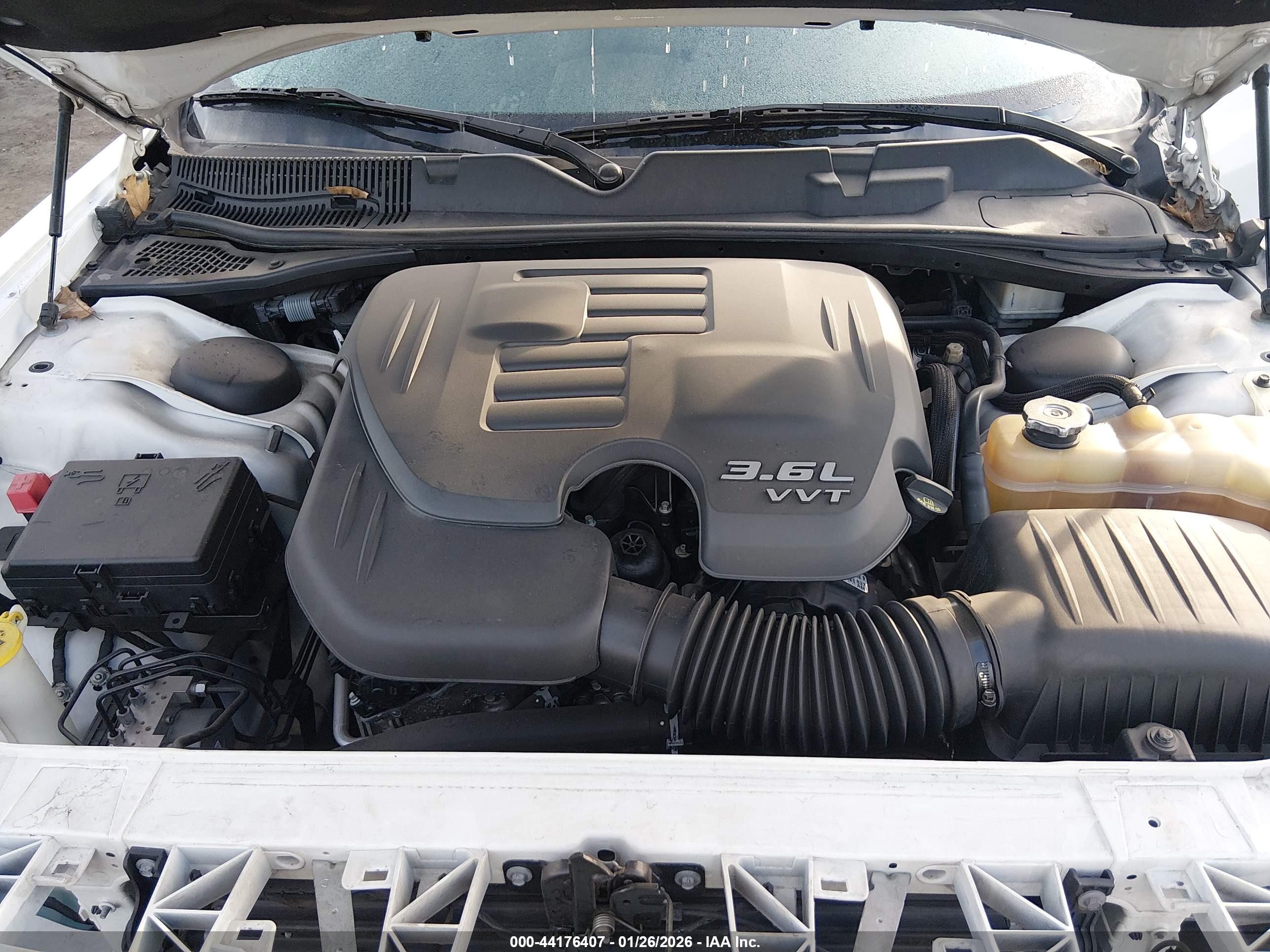 DODGE CHALLENGER image 10
