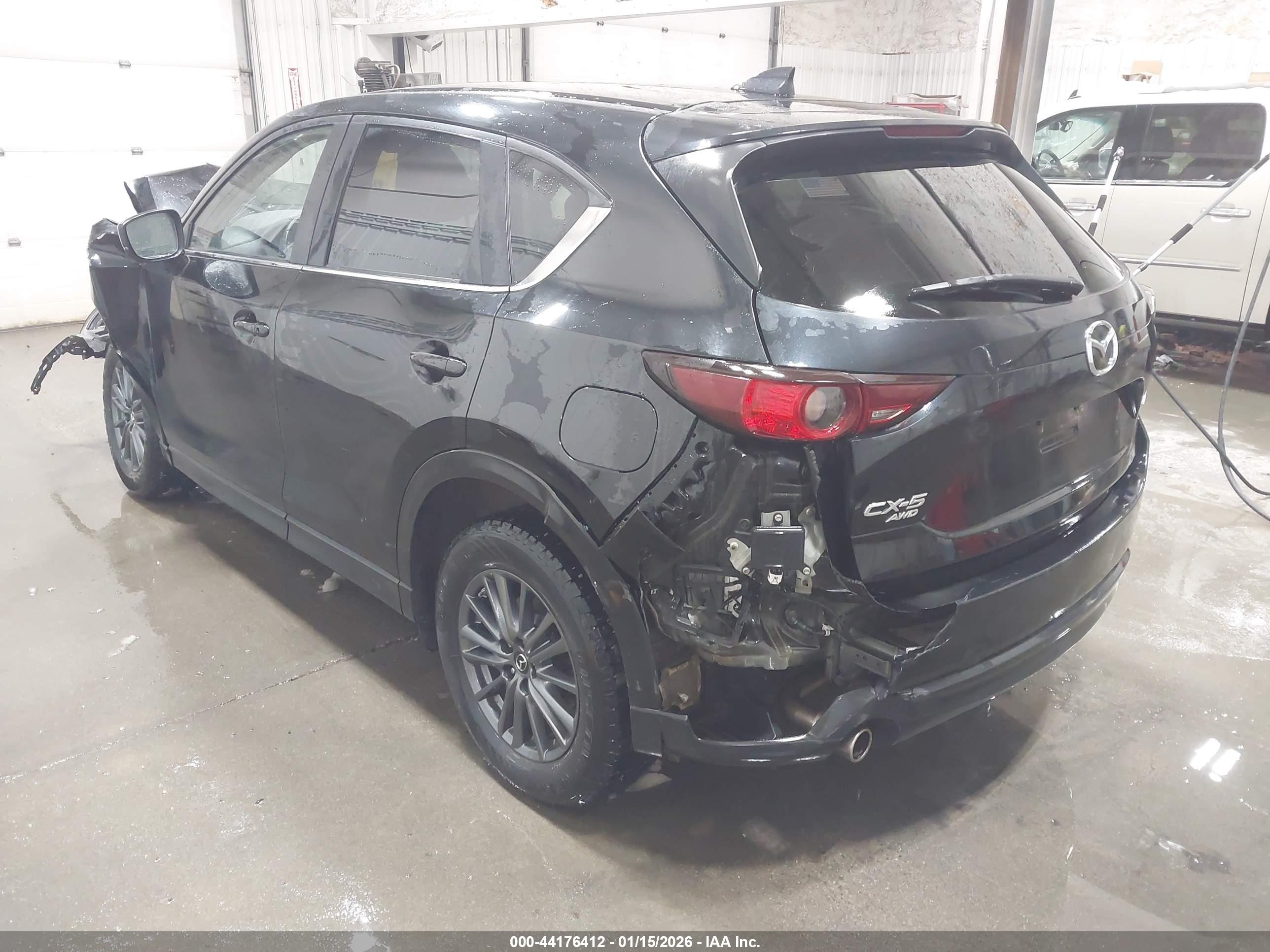 MAZDA CX-5 image 3