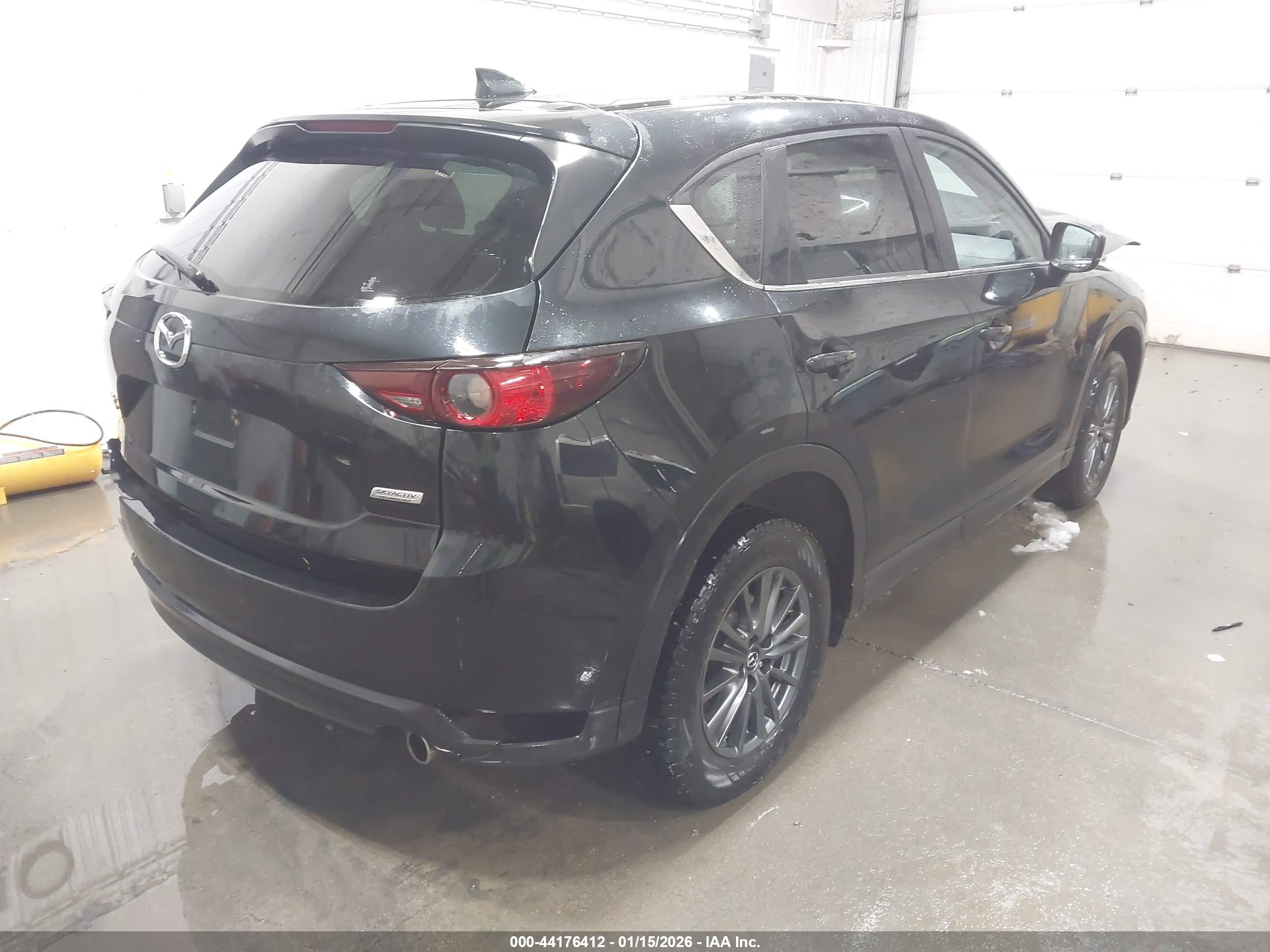MAZDA CX-5 image 4