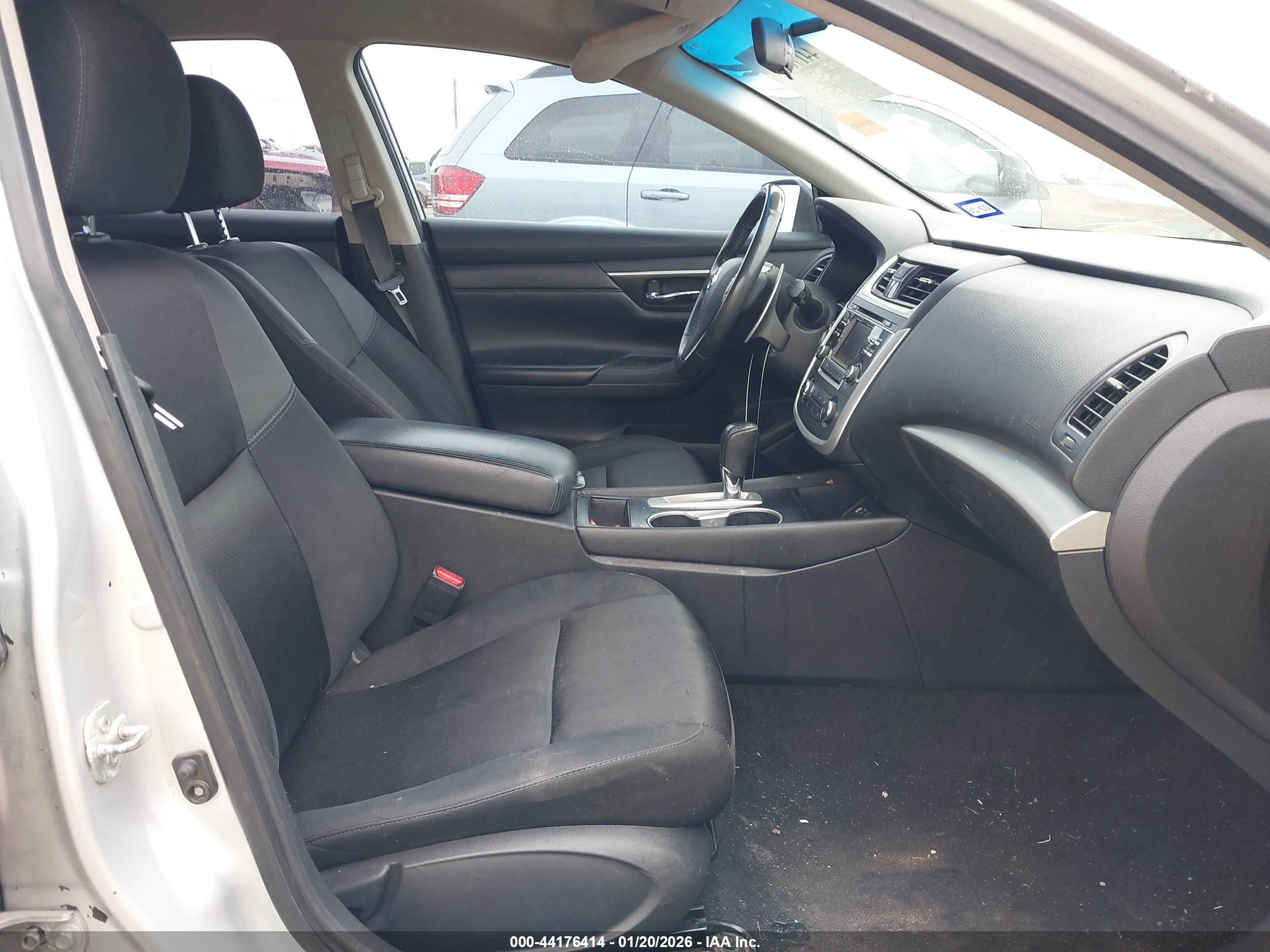 NISSAN ALTIMA image 5