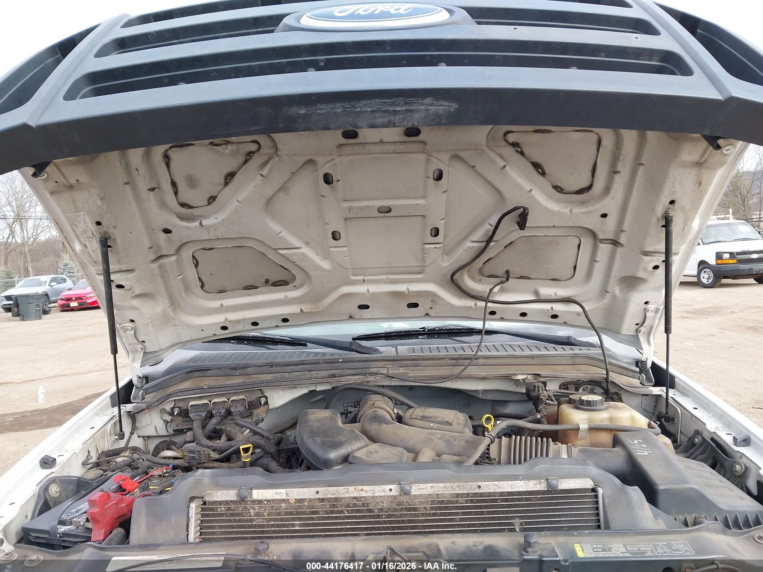 FORD F-350 image 10