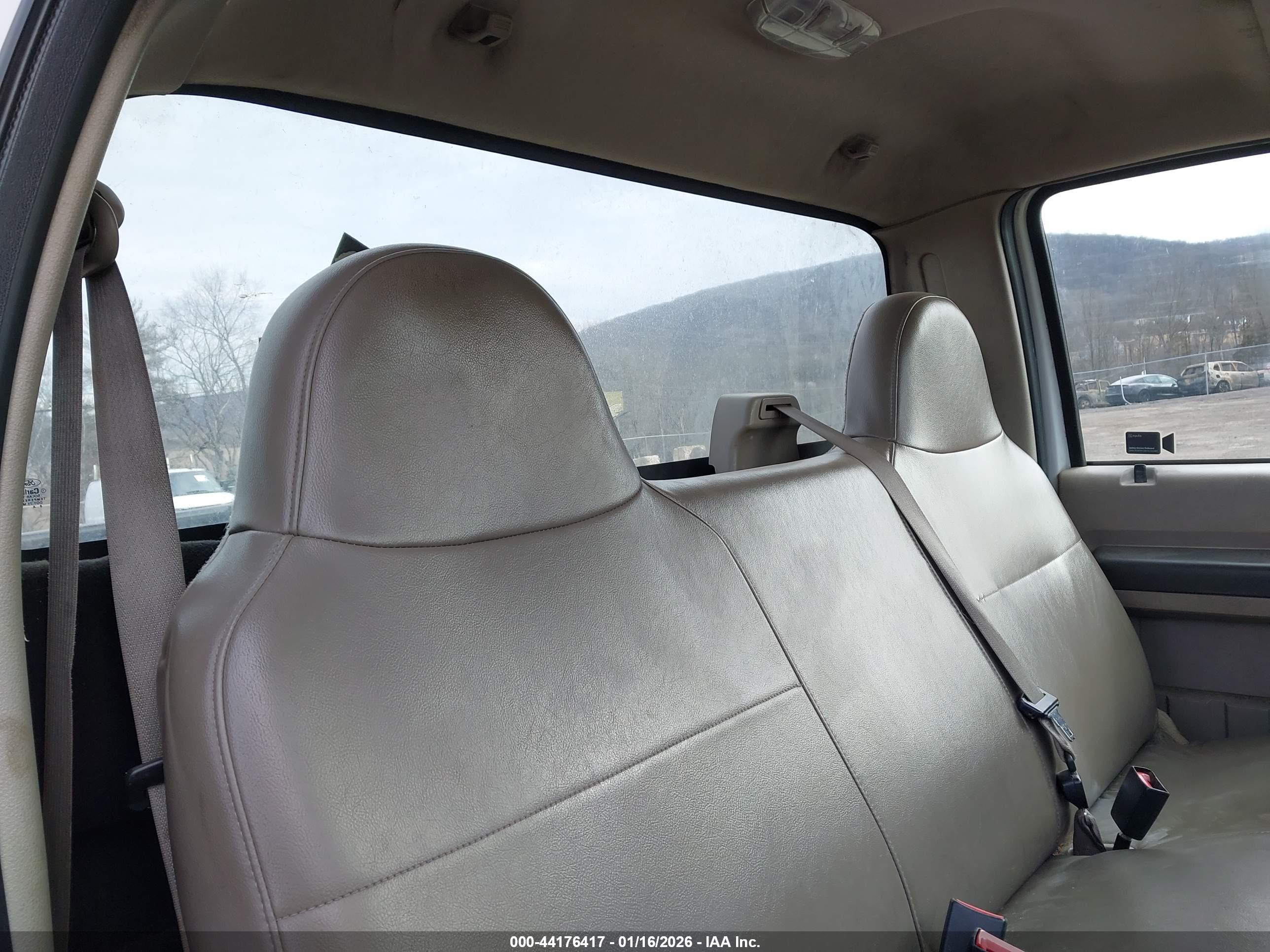FORD F-350 image 7