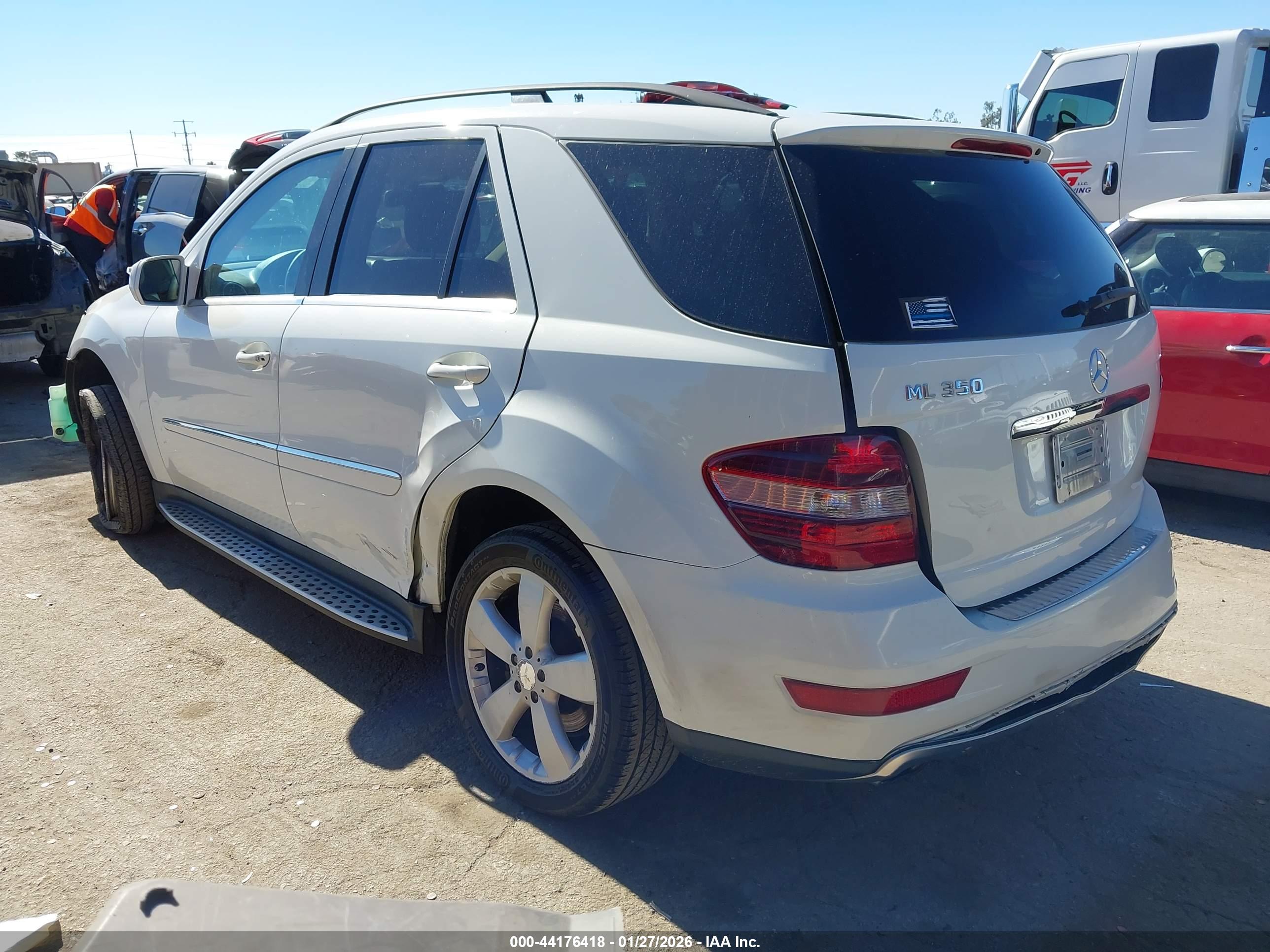 MERCEDES-BENZ ML image 3
