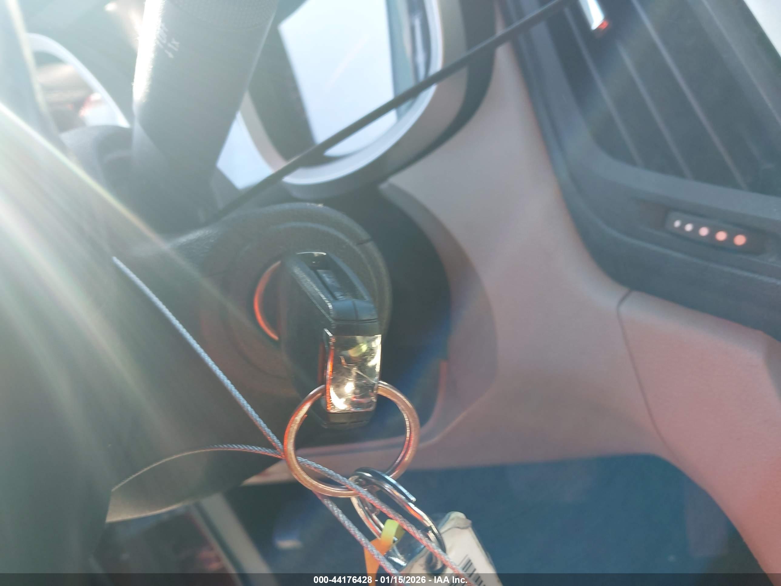 CHEVROLET EQUINOX image 11