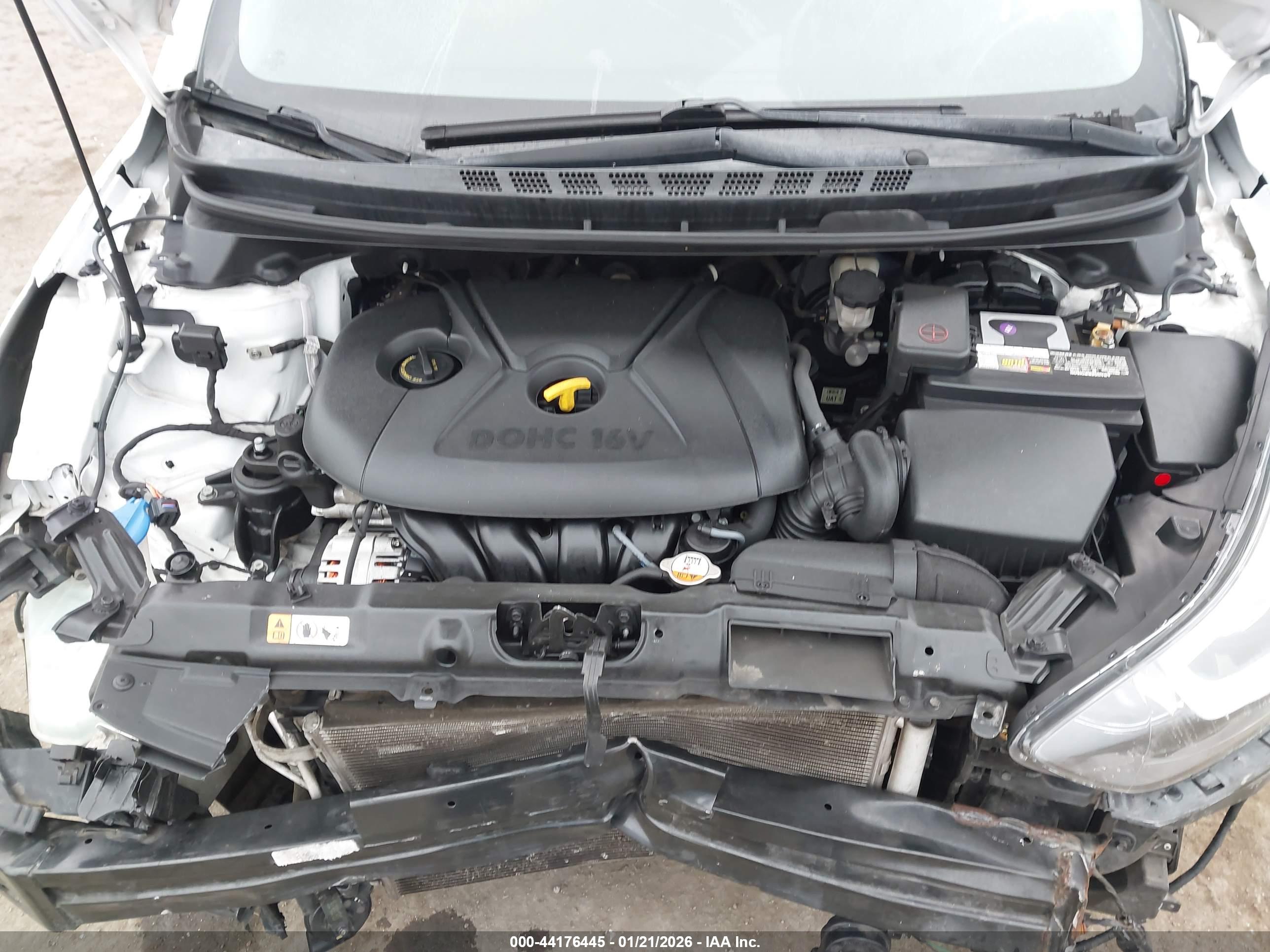 HYUNDAI ELANTRA image 10