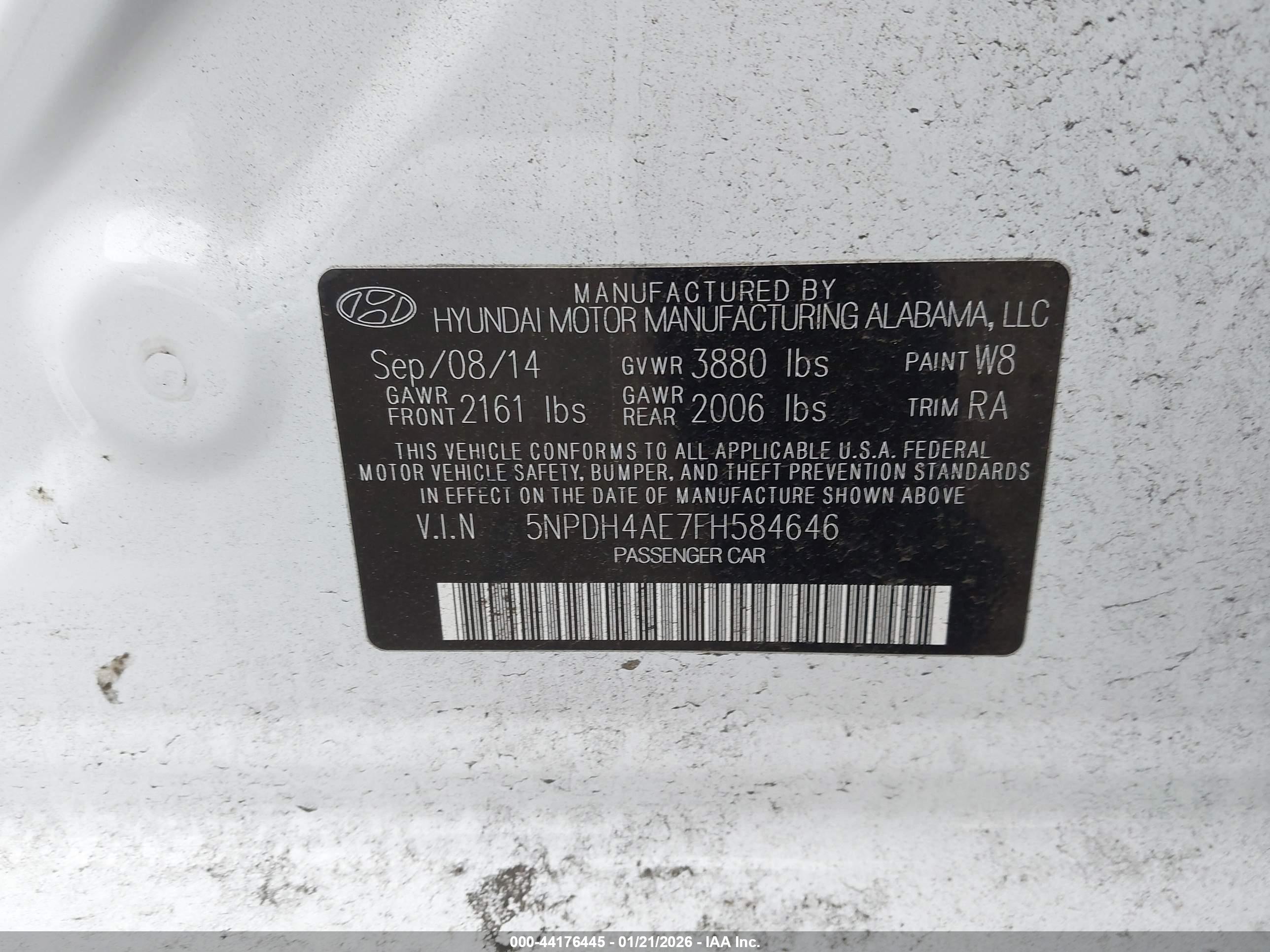 HYUNDAI ELANTRA image 9