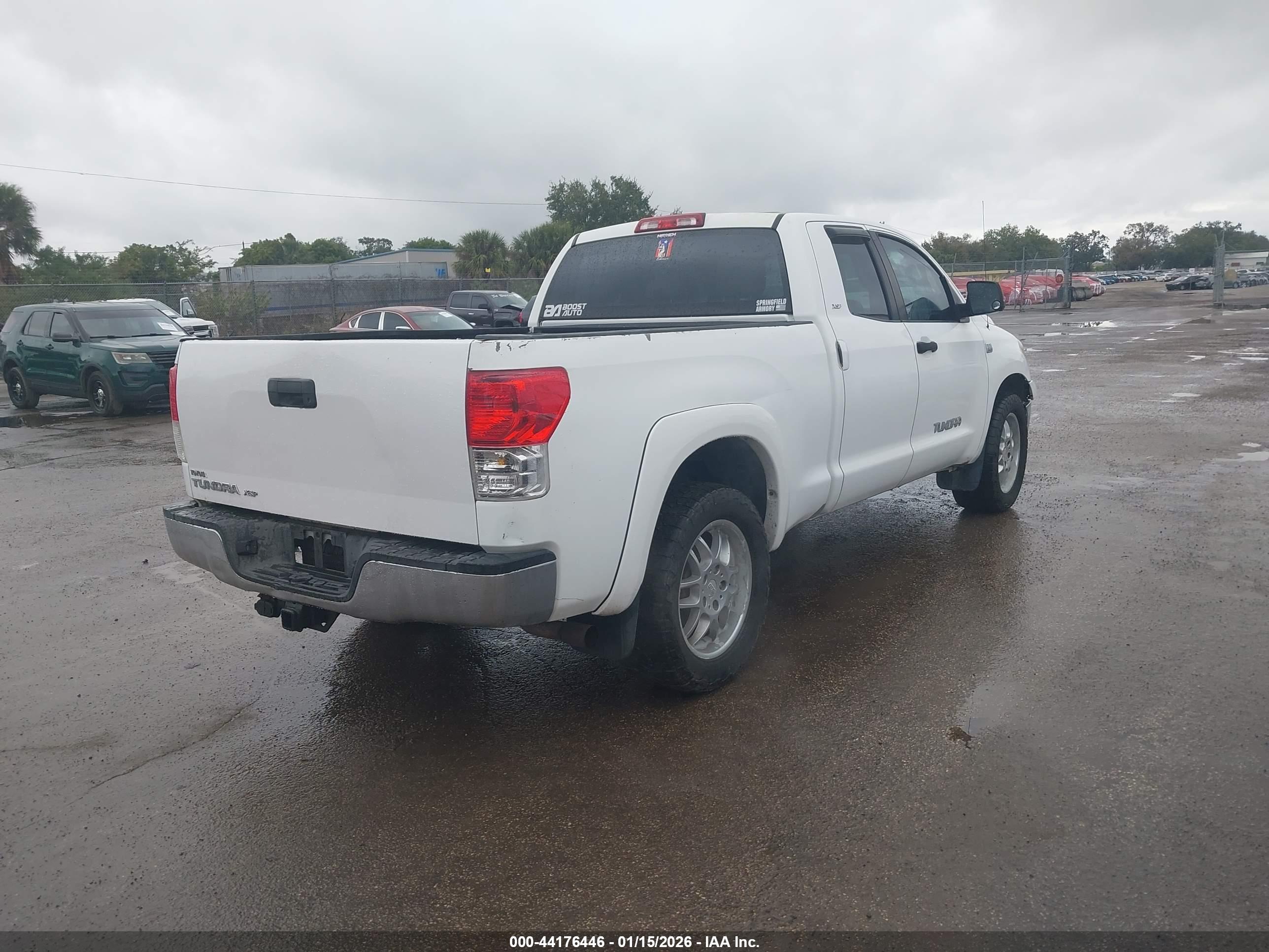 TOYOTA TUNDRA image 4