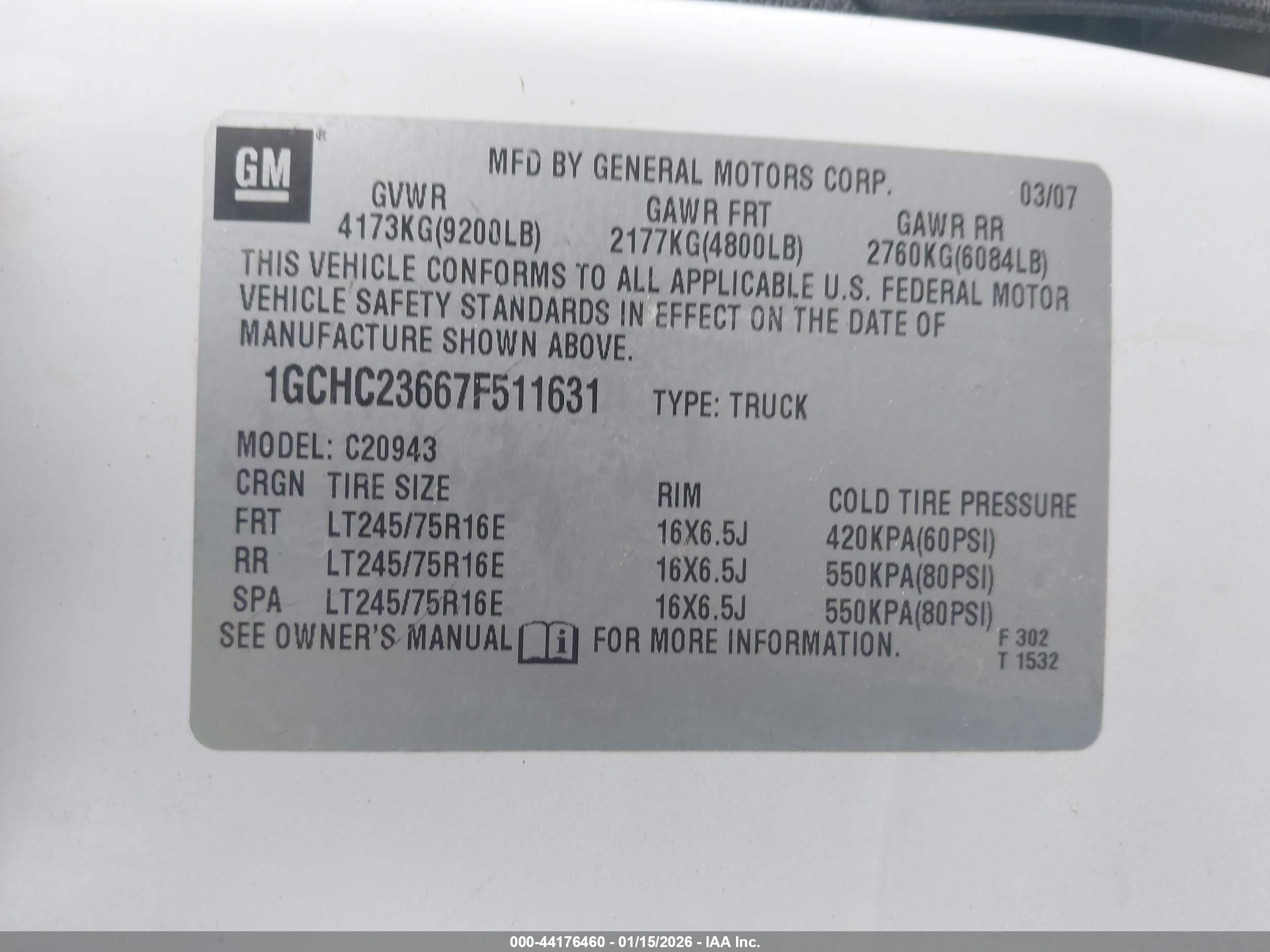 CHEVROLET SILVERADO image 9