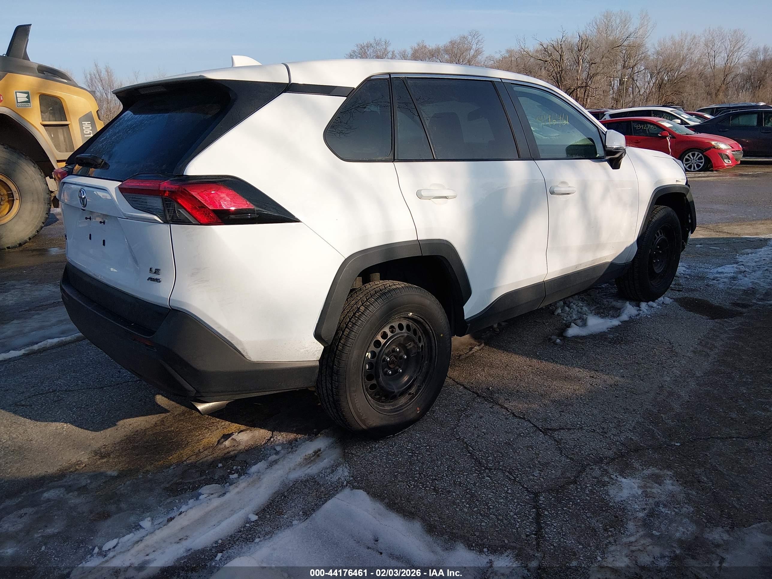 TOYOTA RAV4 image 4