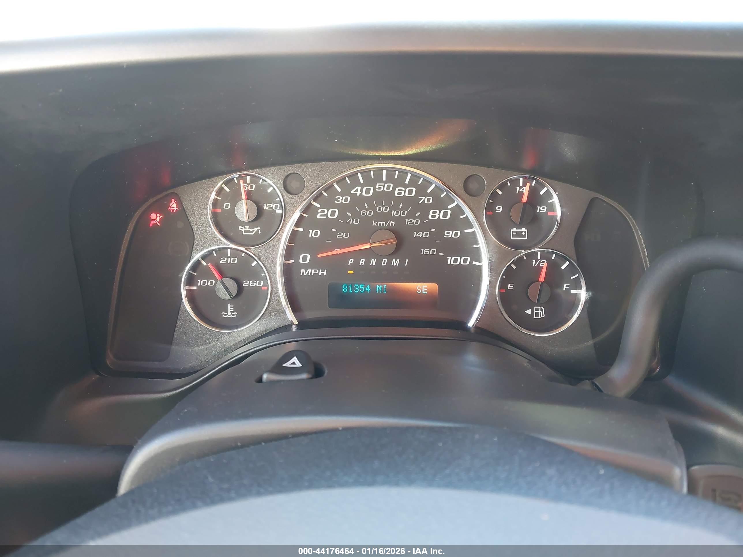 CHEVROLET EXPRESS image 7