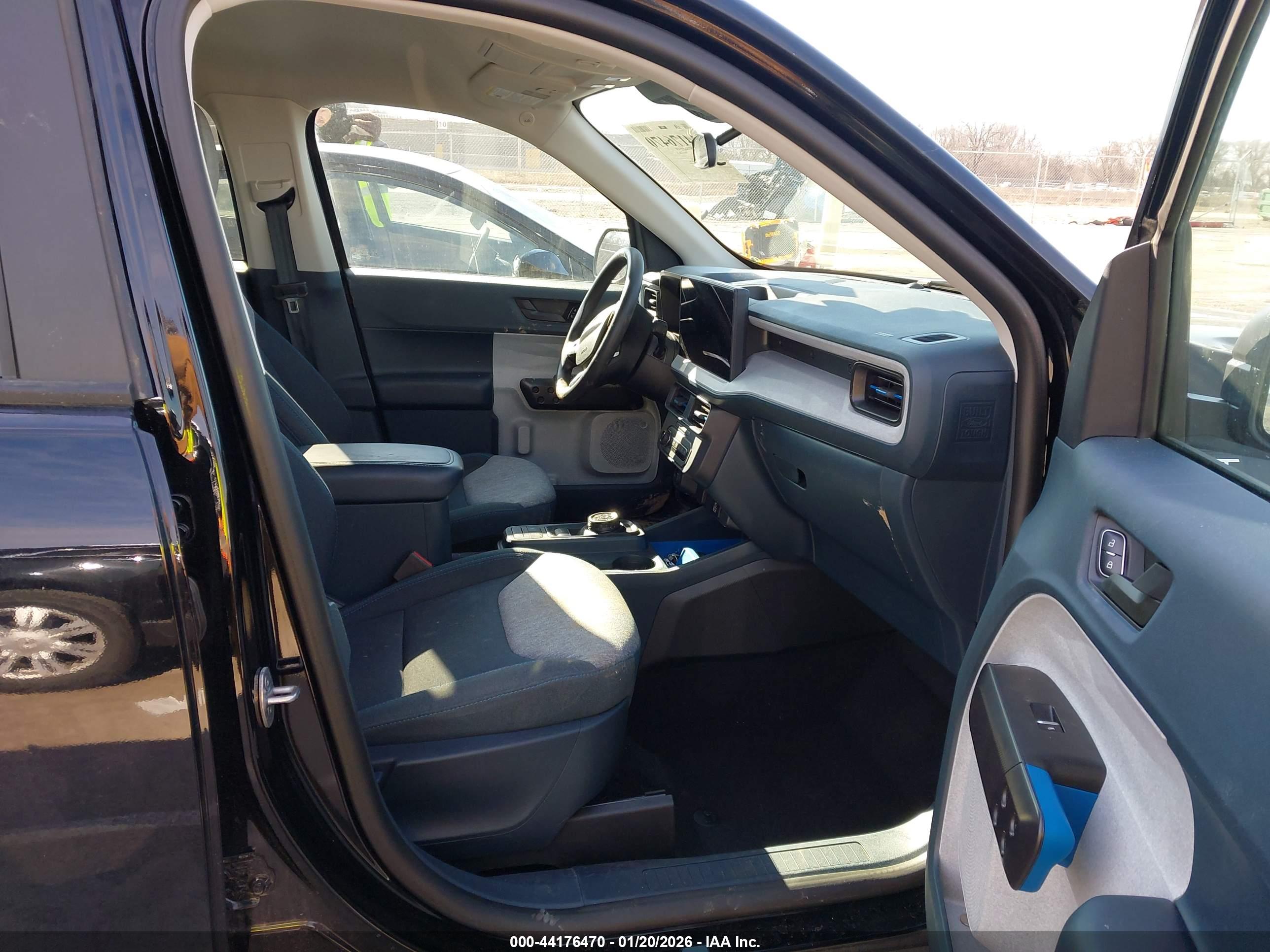 FORD MAVERICK image 5