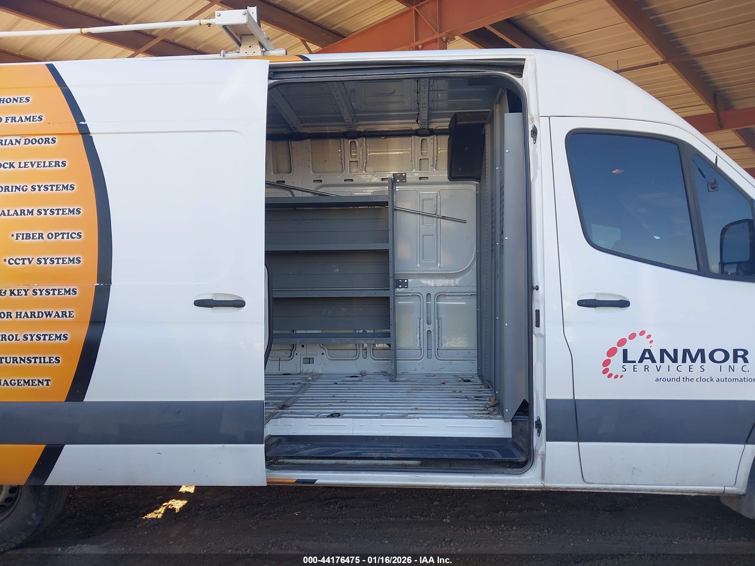 MERCEDES-BENZ SPRINTER image 8