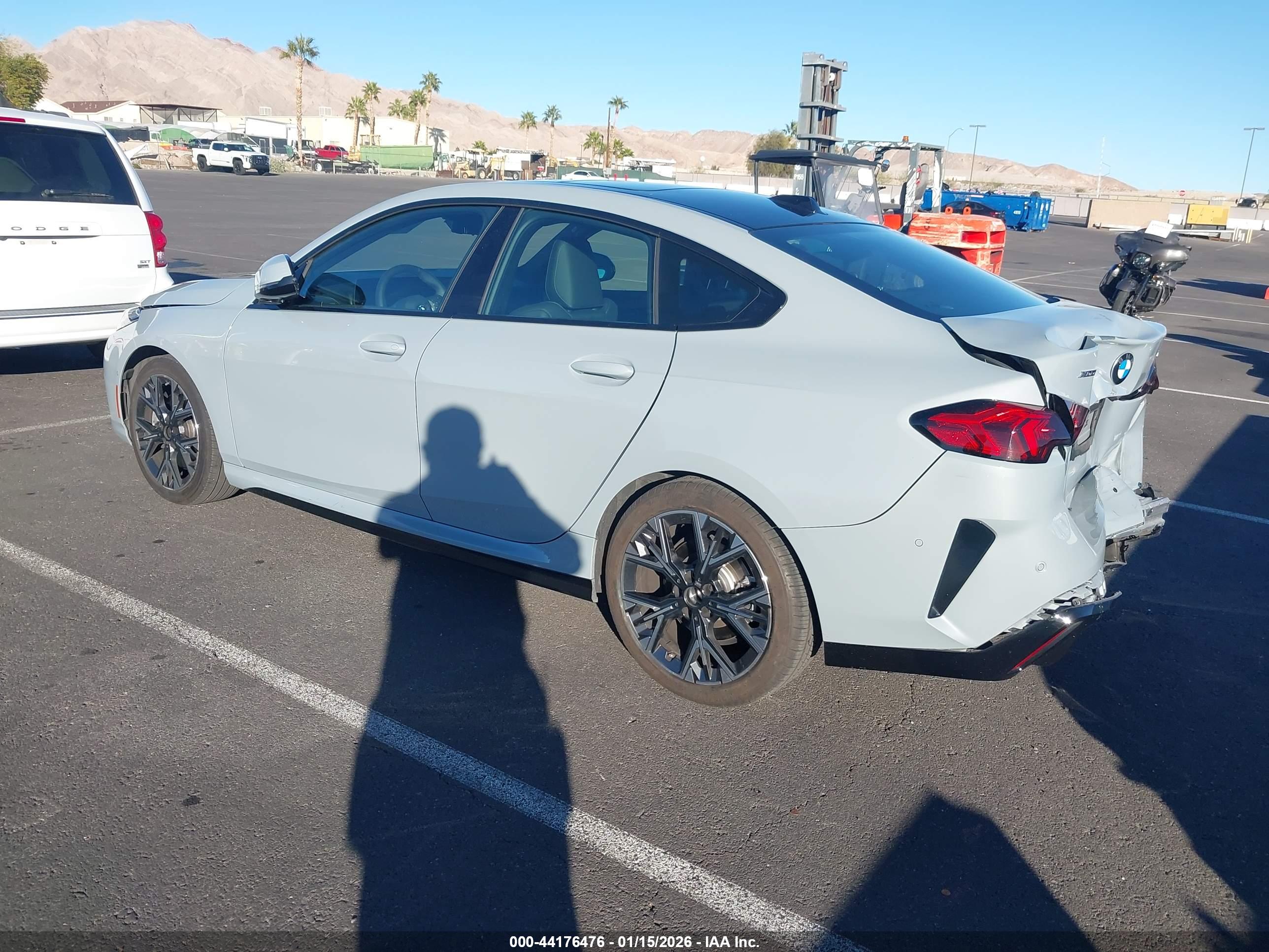 BMW 228 image 3