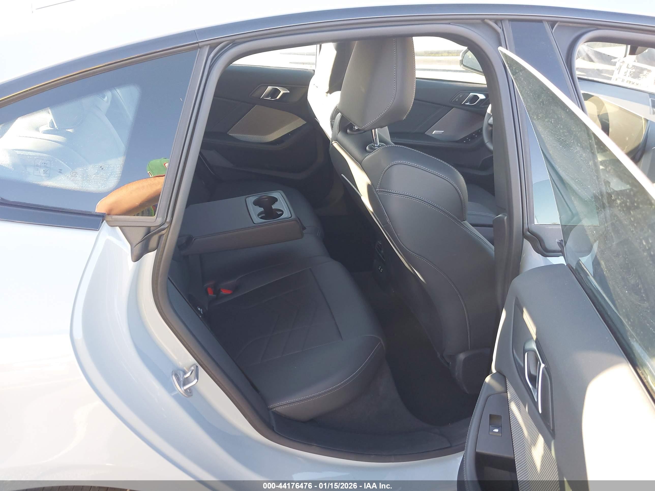 BMW 228 image 8