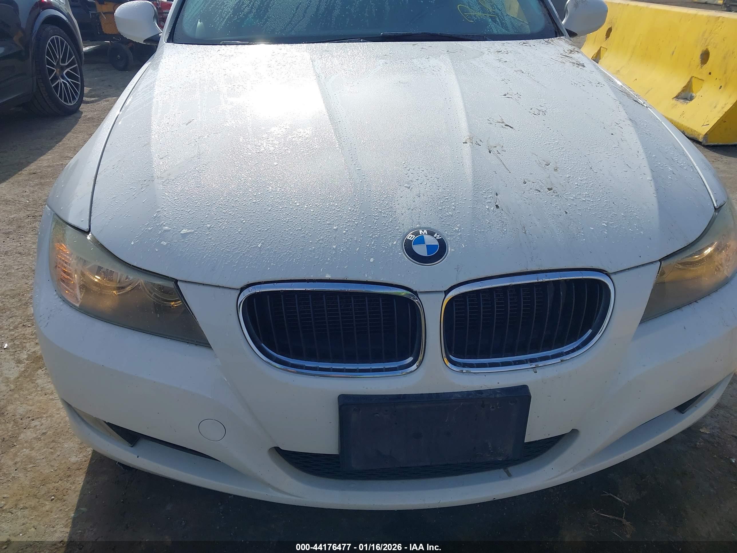 BMW 328I image 6