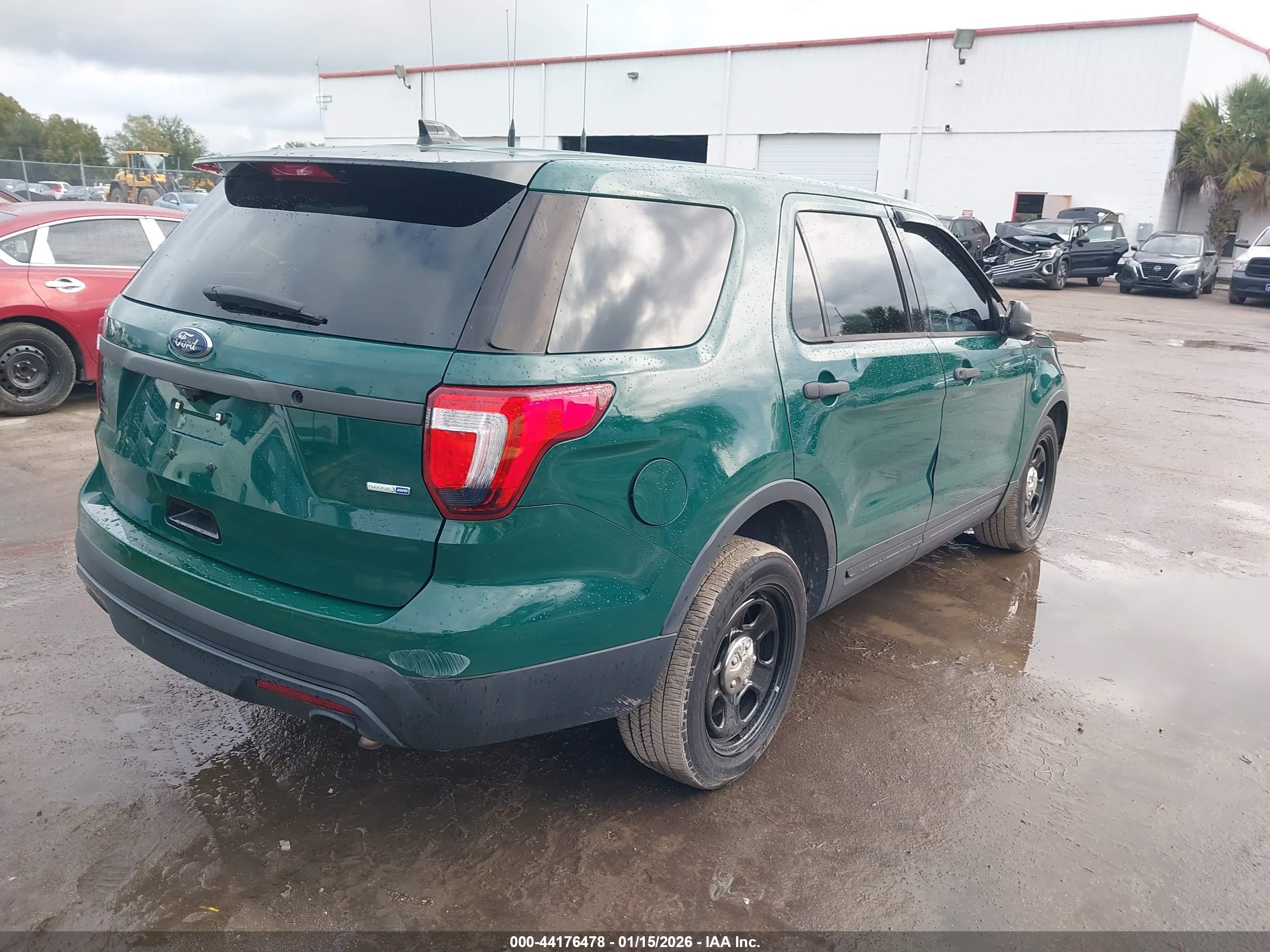 FORD UTILITY image 4