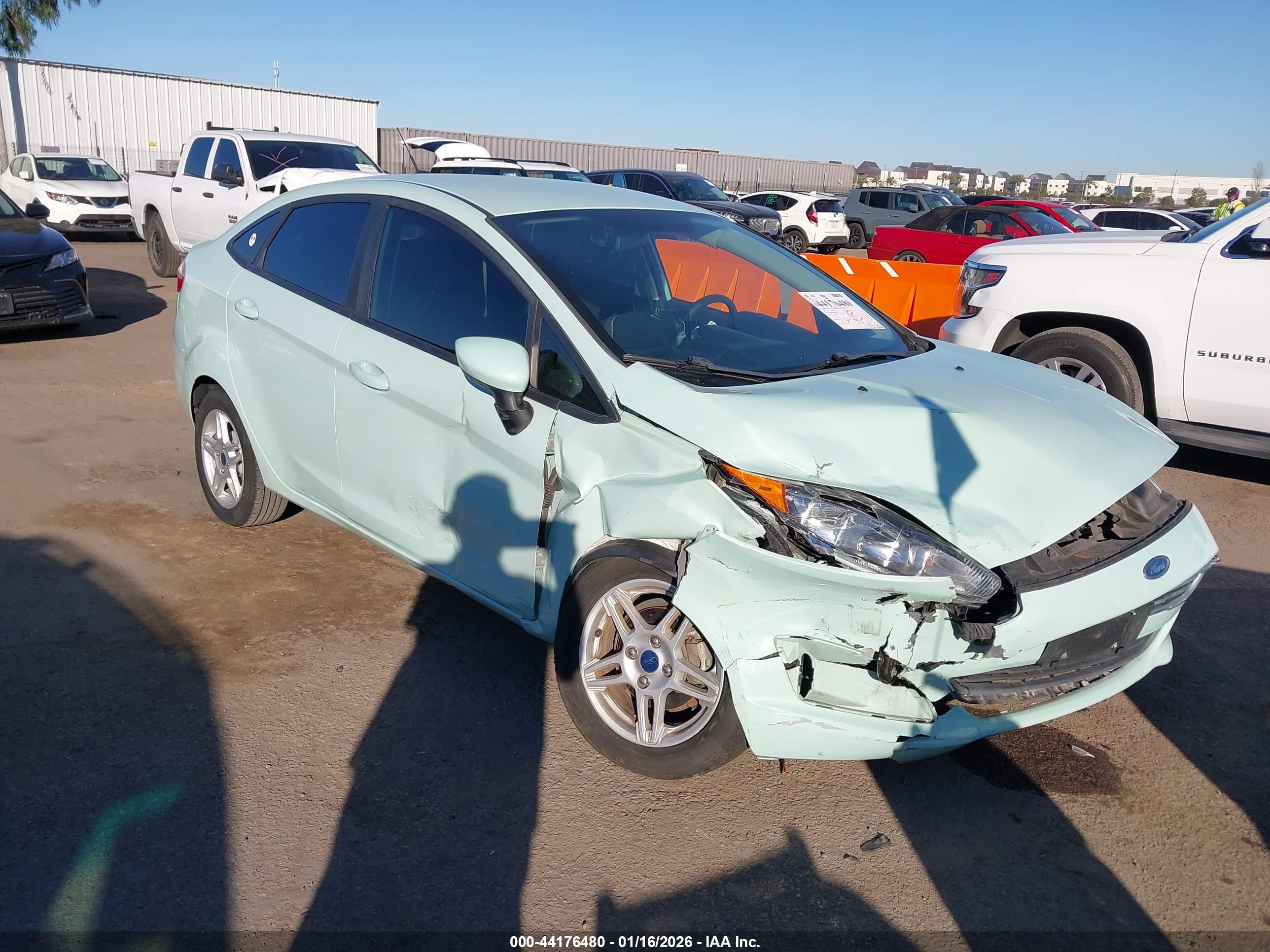 FORD FIESTA image 6