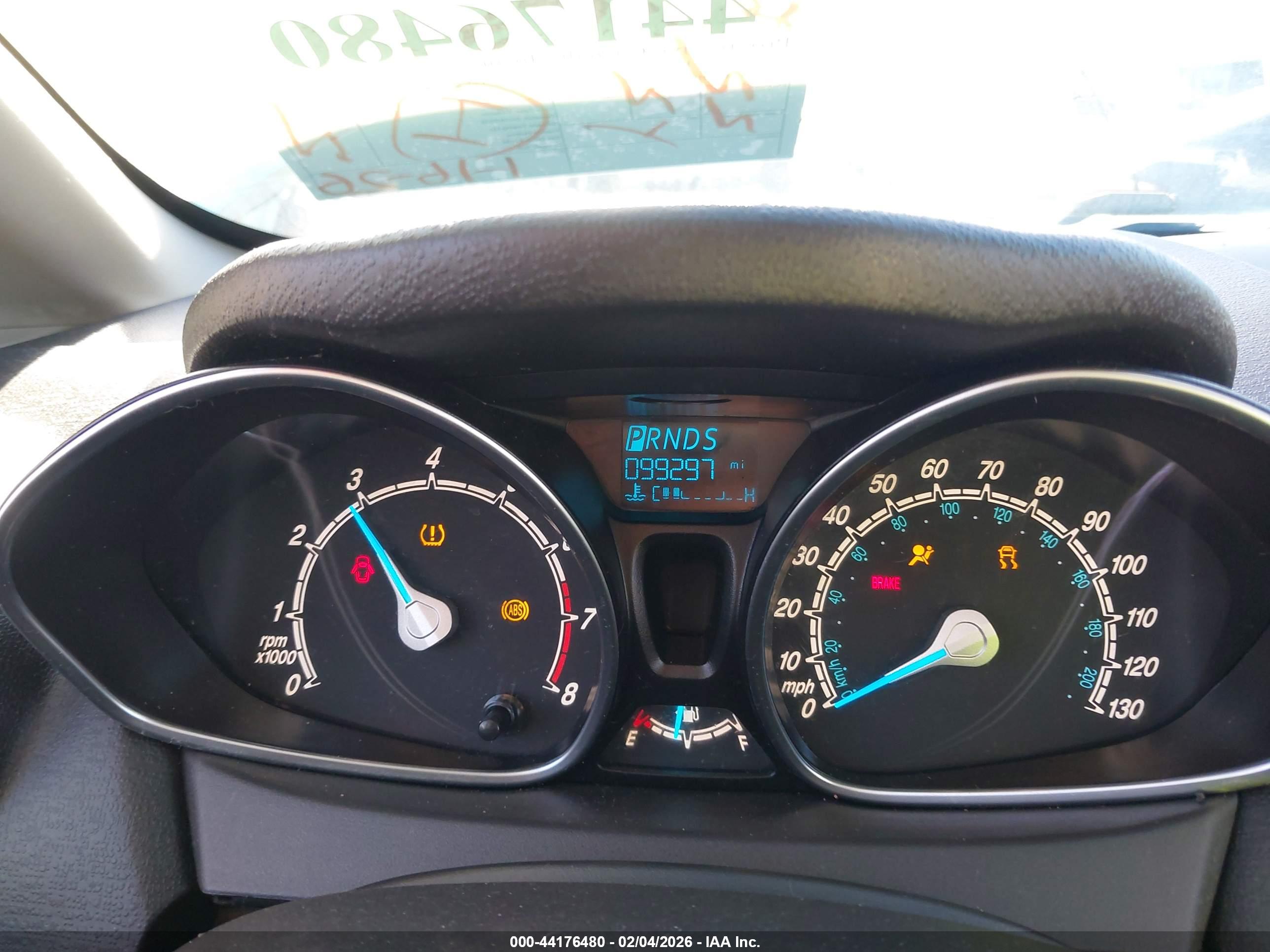 FORD FIESTA image 7