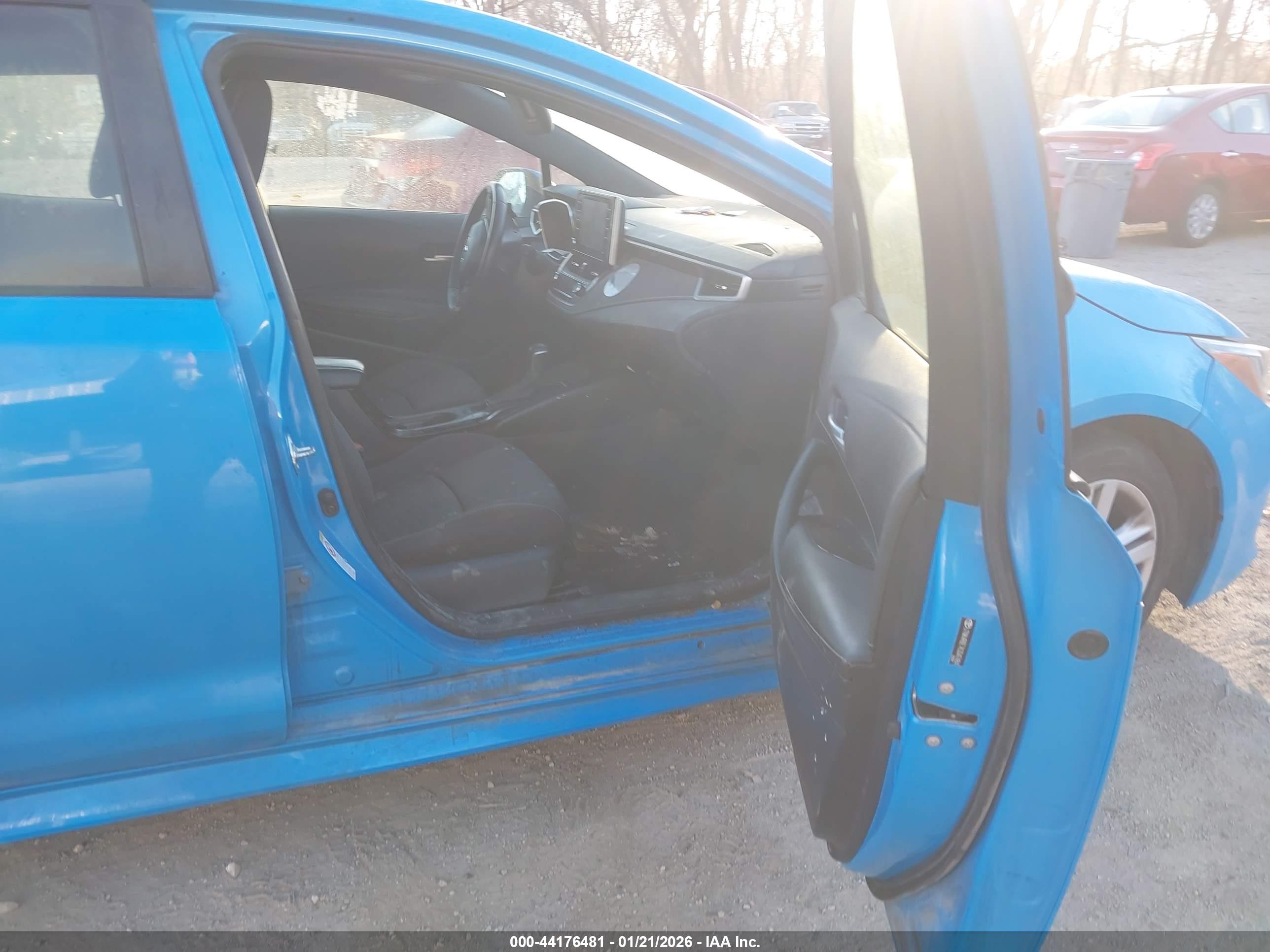 TOYOTA COROLLA image 5