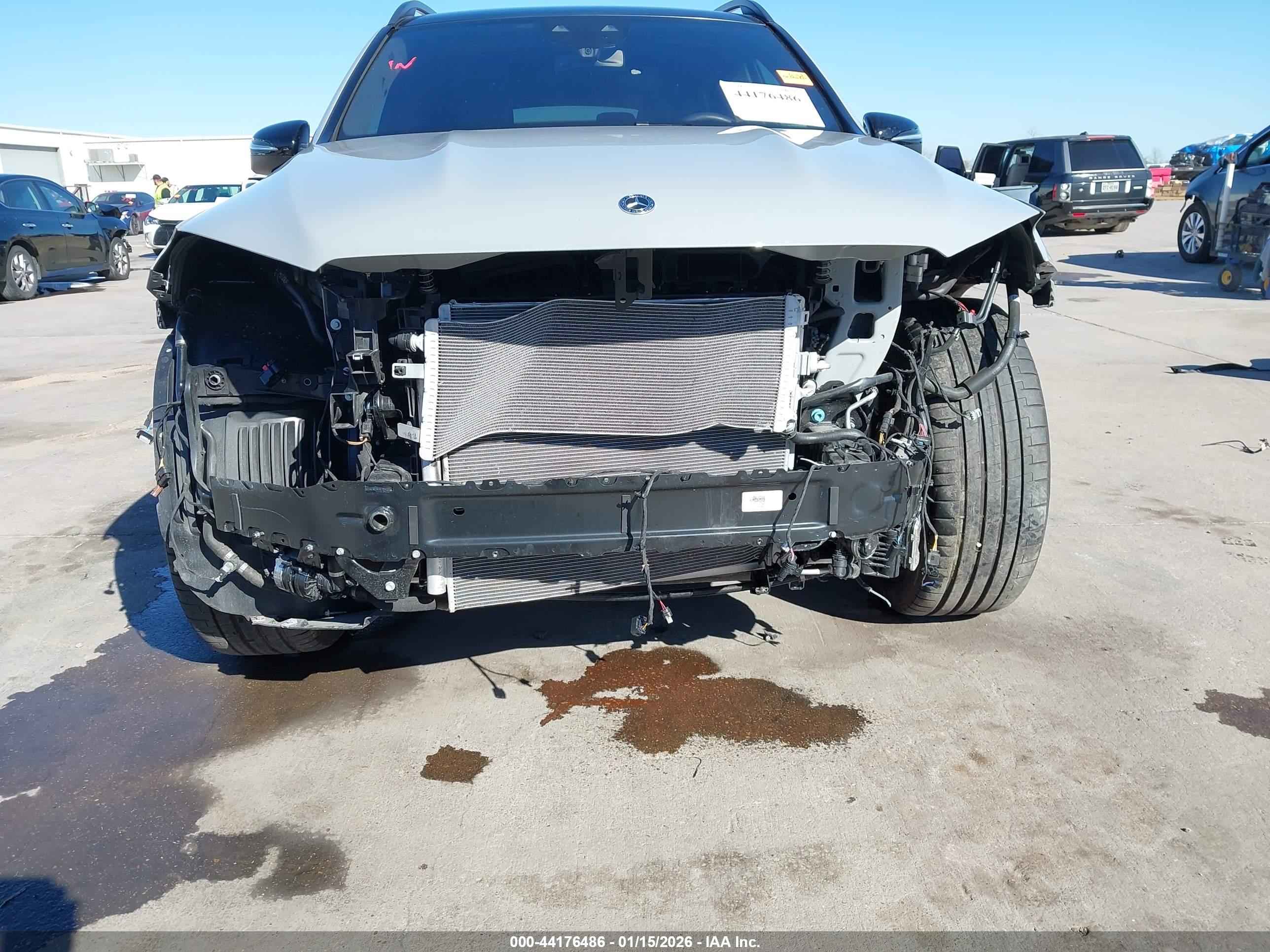 MERCEDES-BENZ GLS image 6