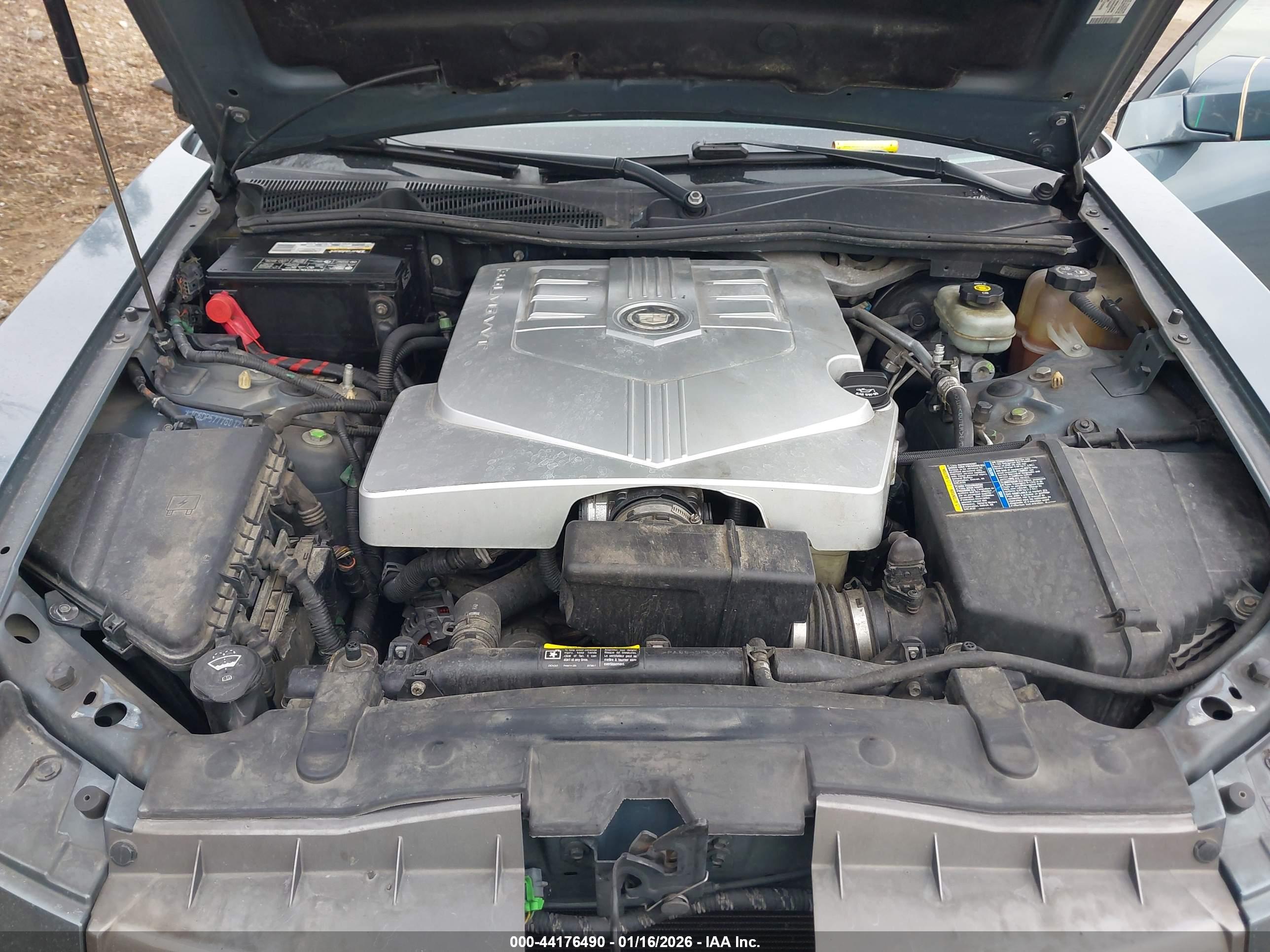 CADILLAC CTS image 10