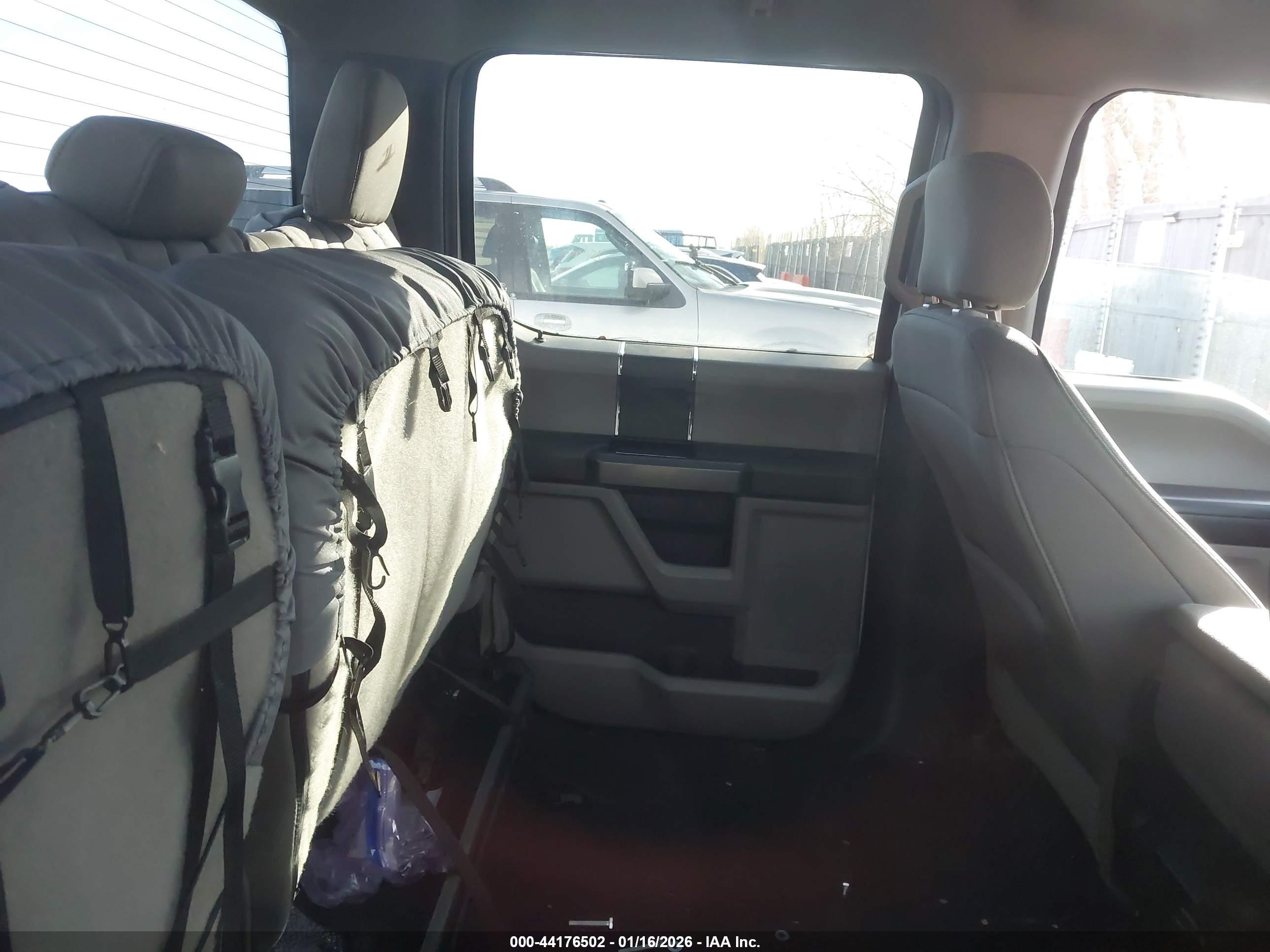 FORD F-150 image 8