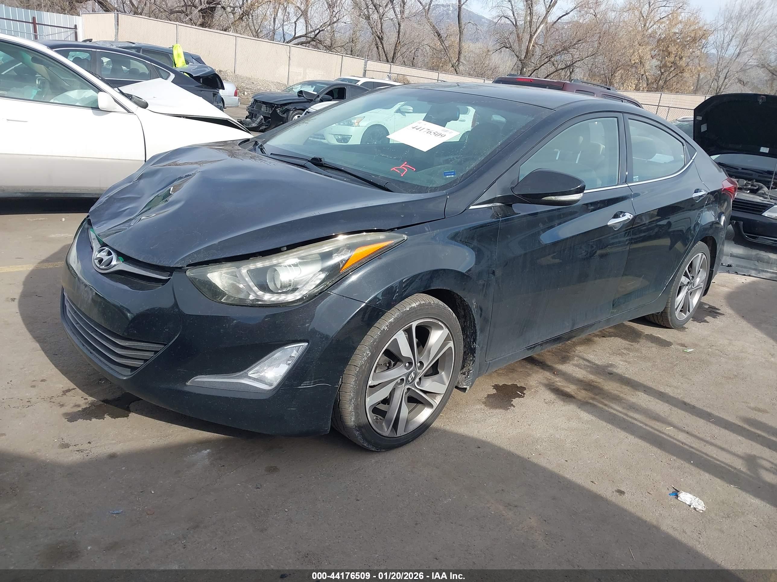 HYUNDAI ELANTRA image 2