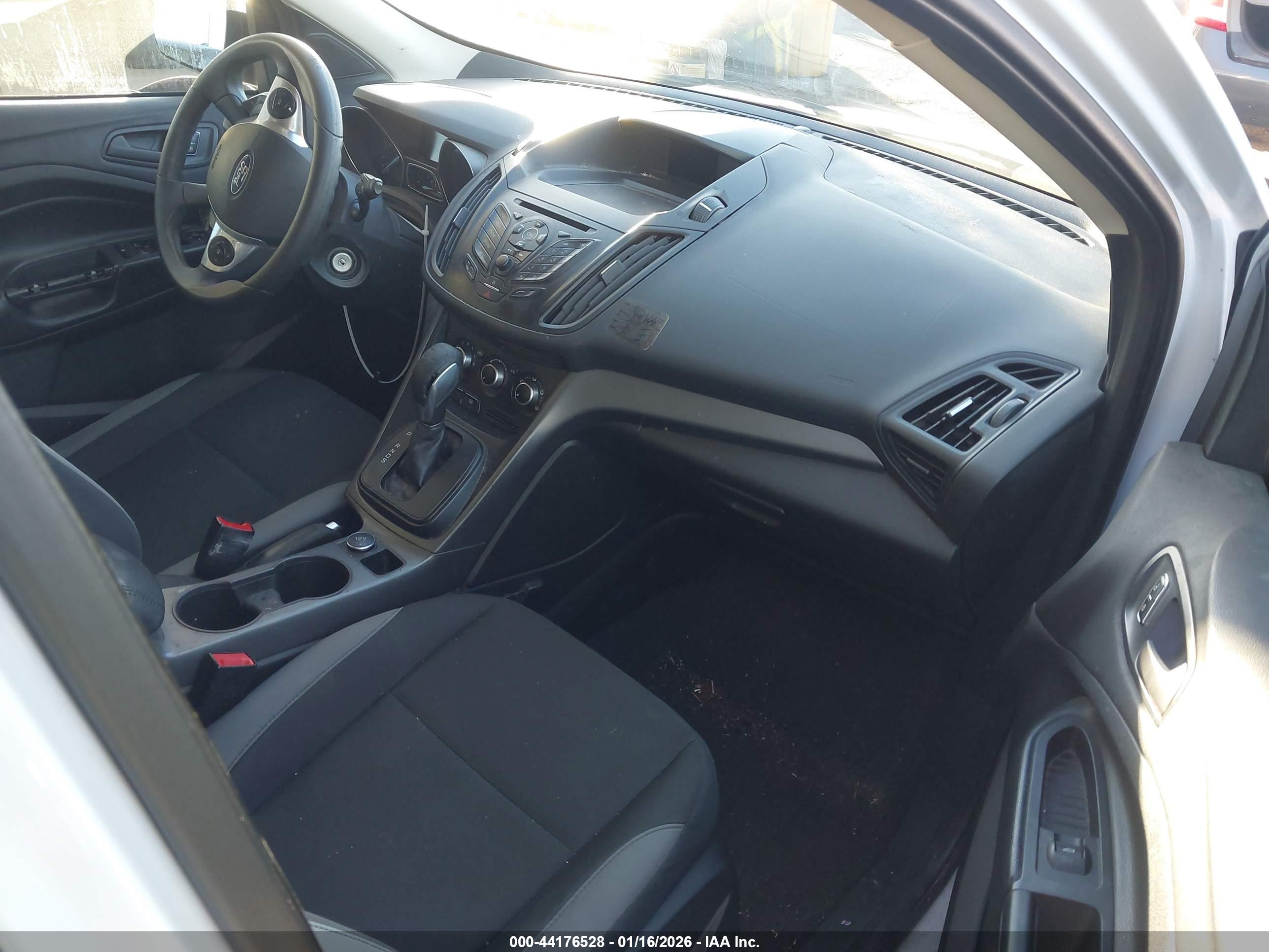 FORD ESCAPE image 5