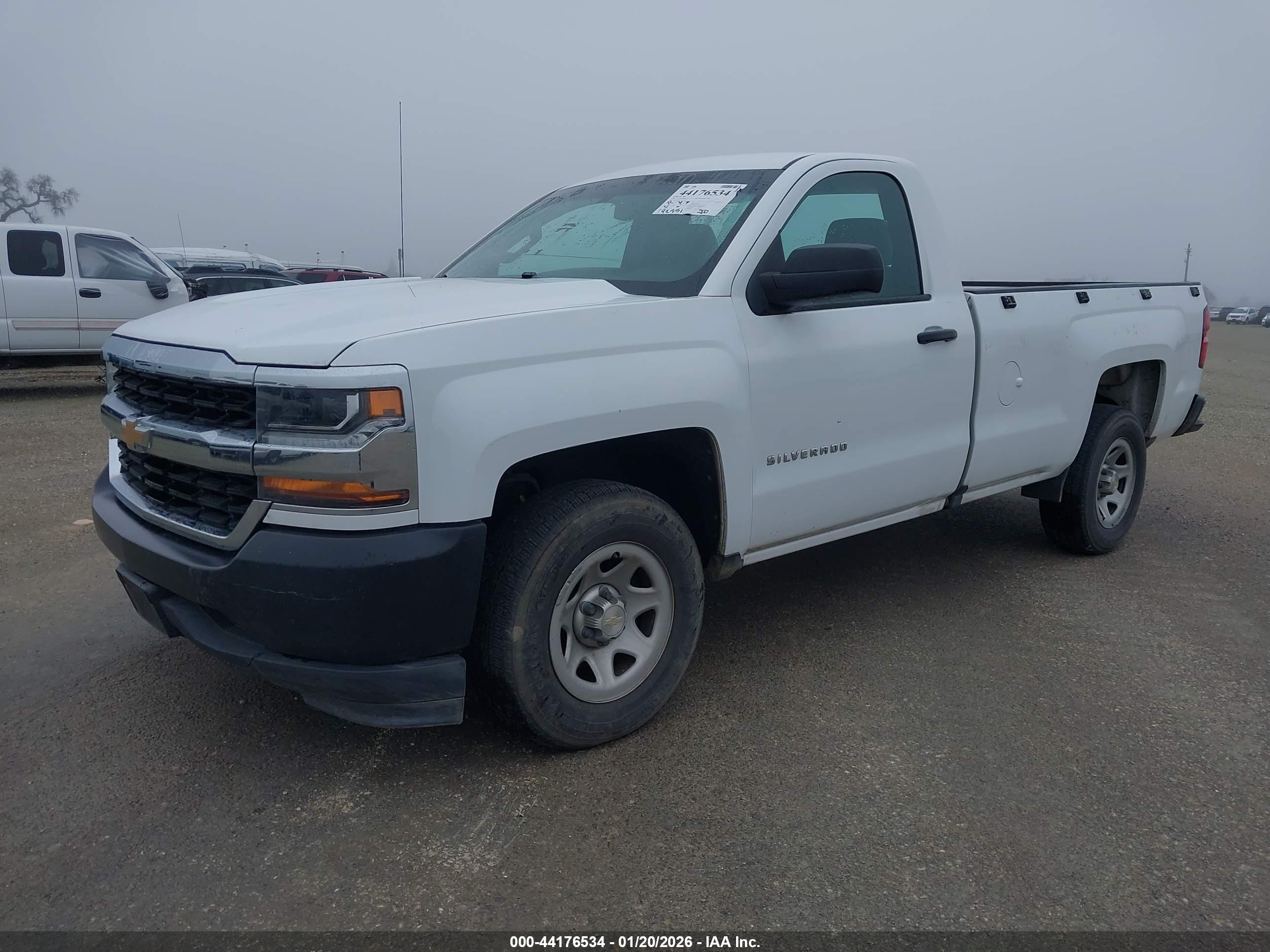 CHEVROLET SILVERADO image 2