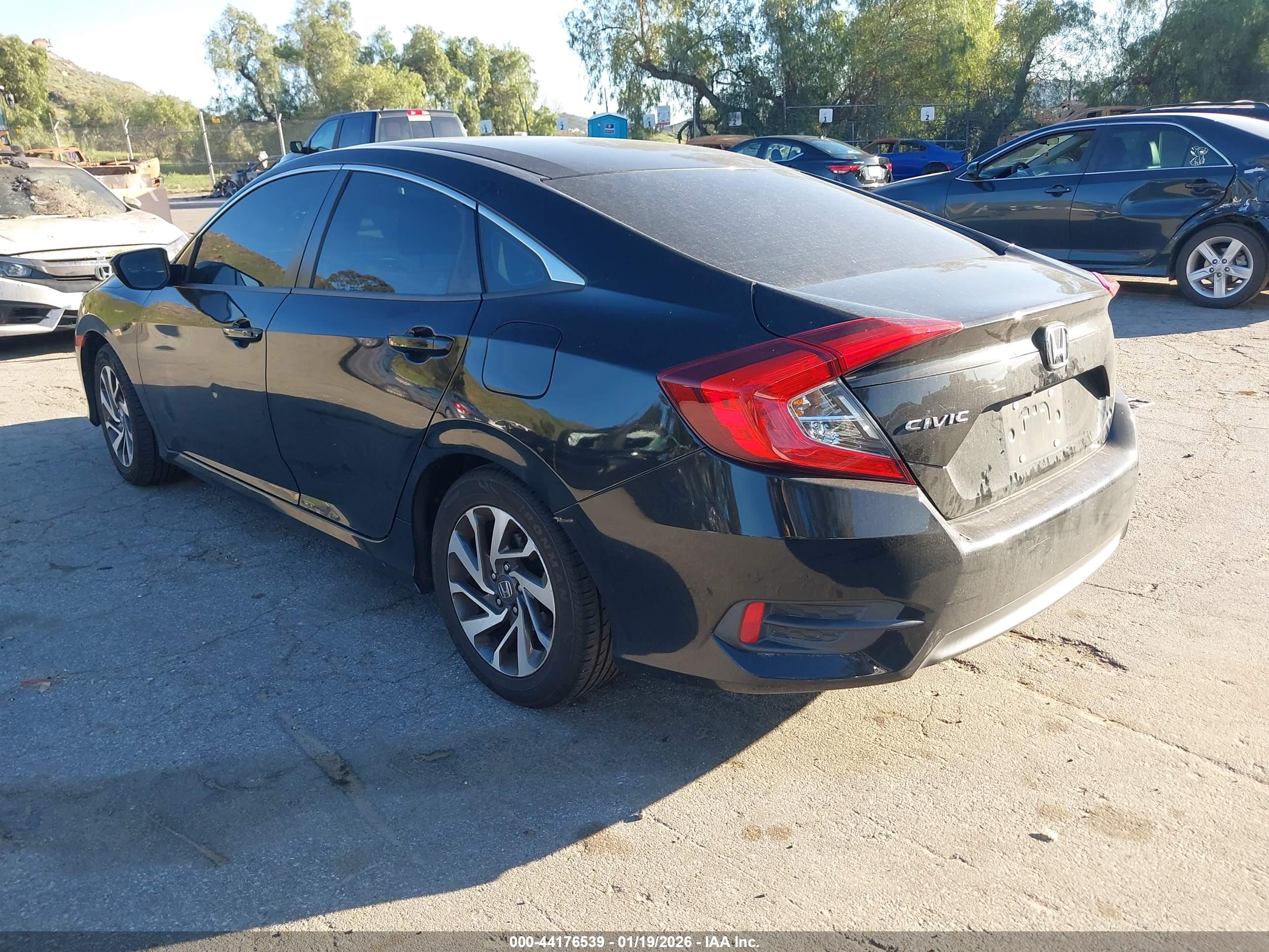 HONDA CIVIC image 3