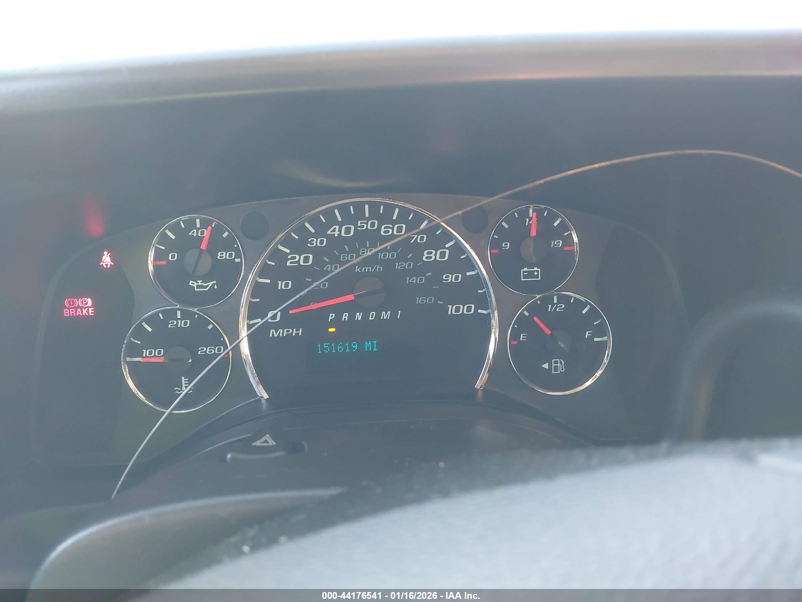 CHEVROLET EXPRESS image 7