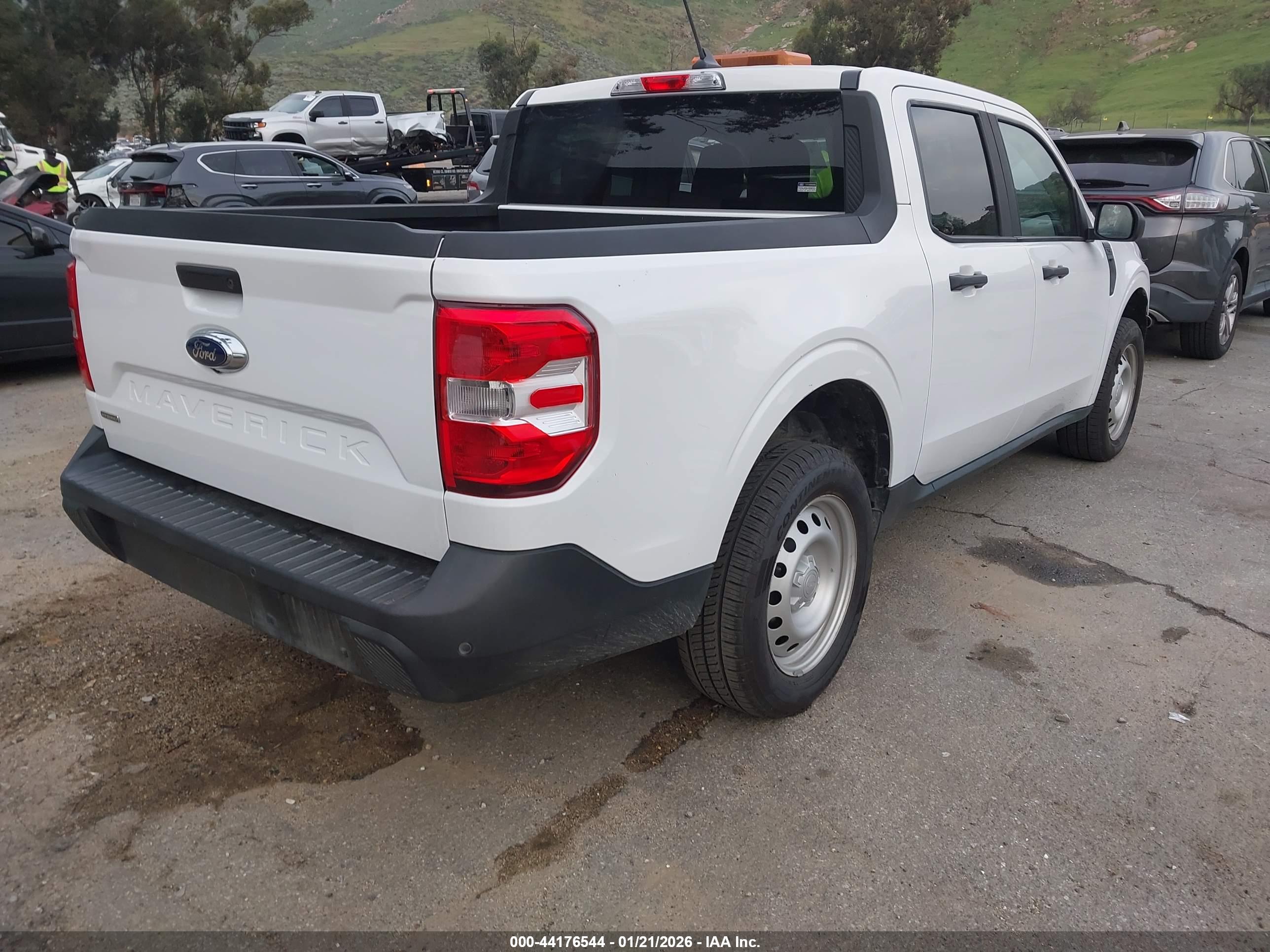FORD MAVERICK image 4