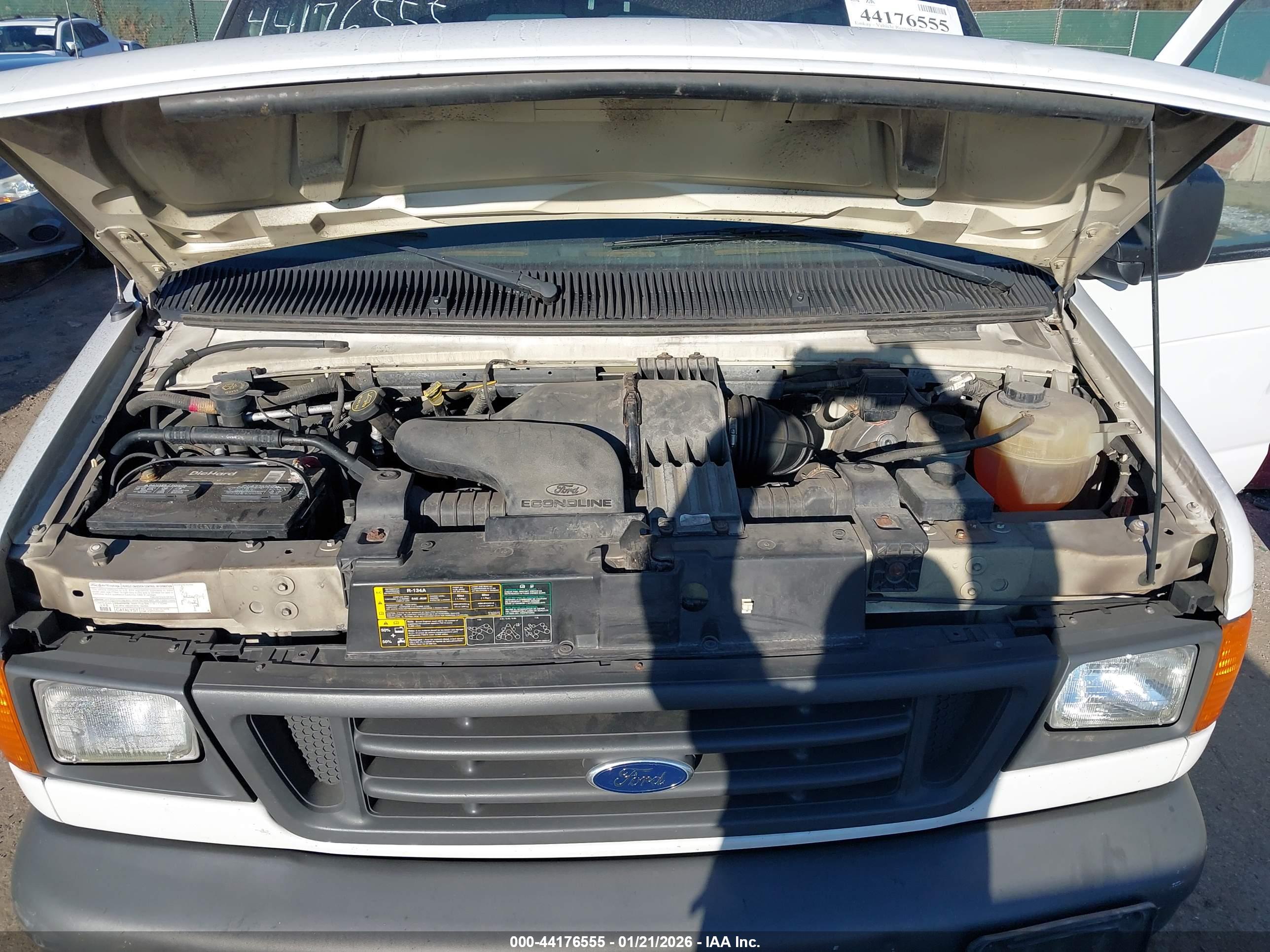 FORD E-150 image 10