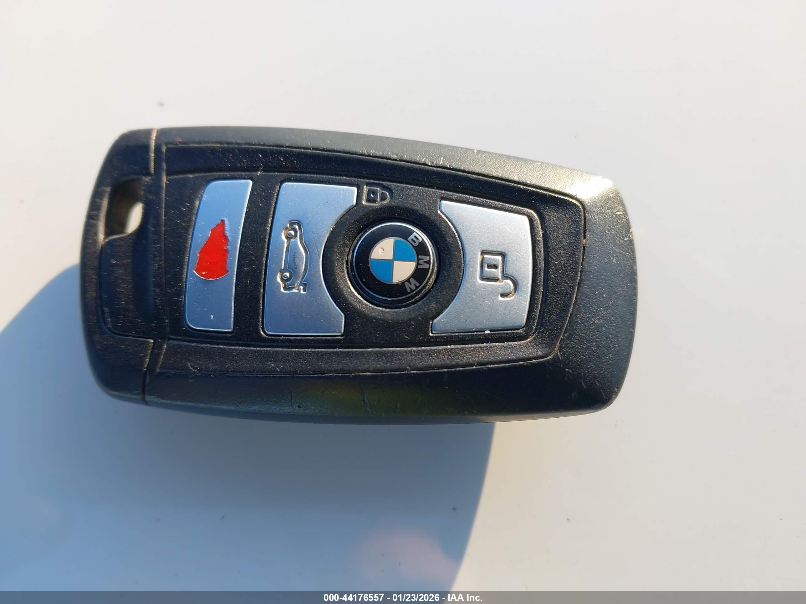 BMW 528I image 11