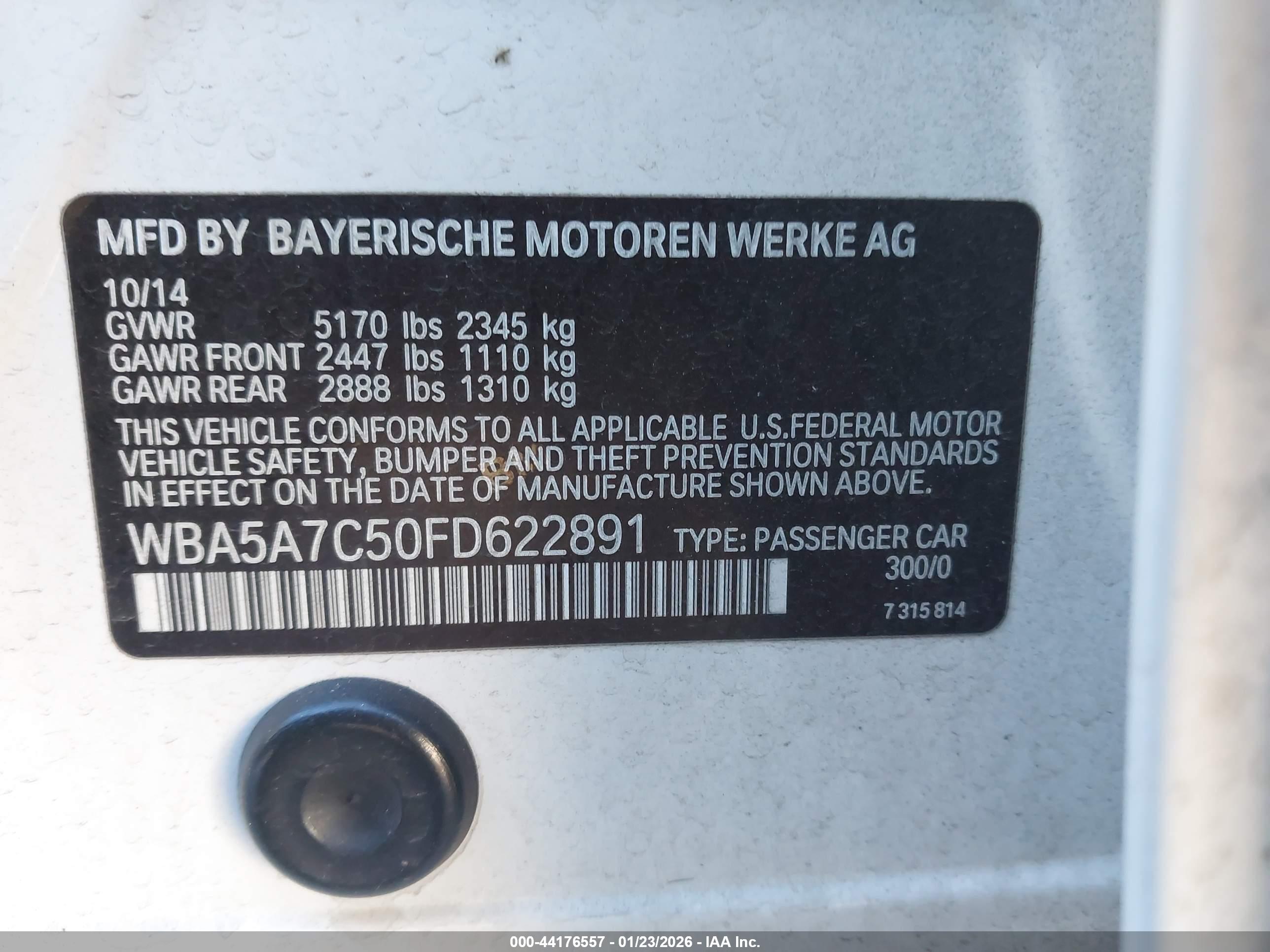 BMW 528I image 9
