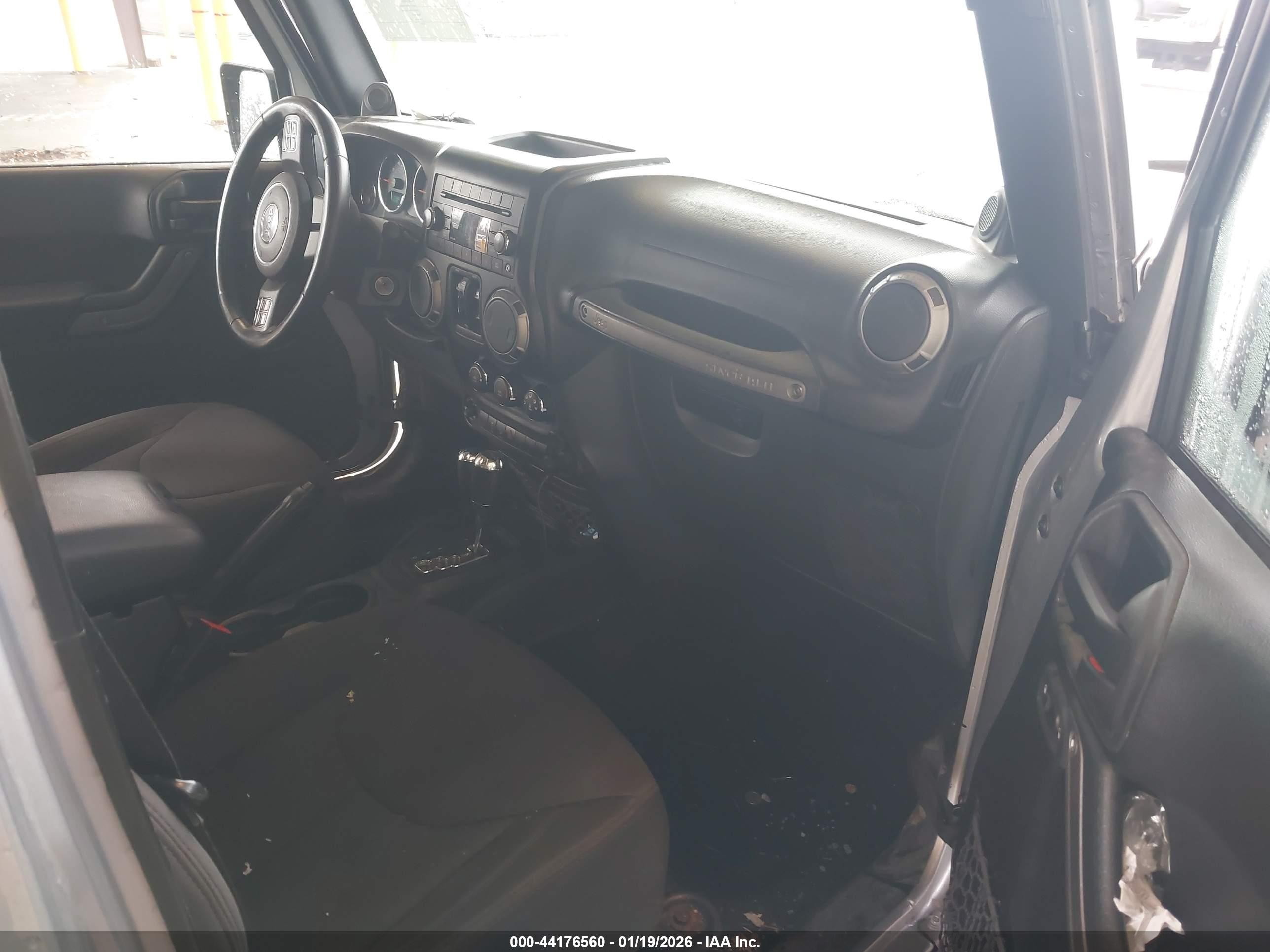 JEEP WRANGLER image 5