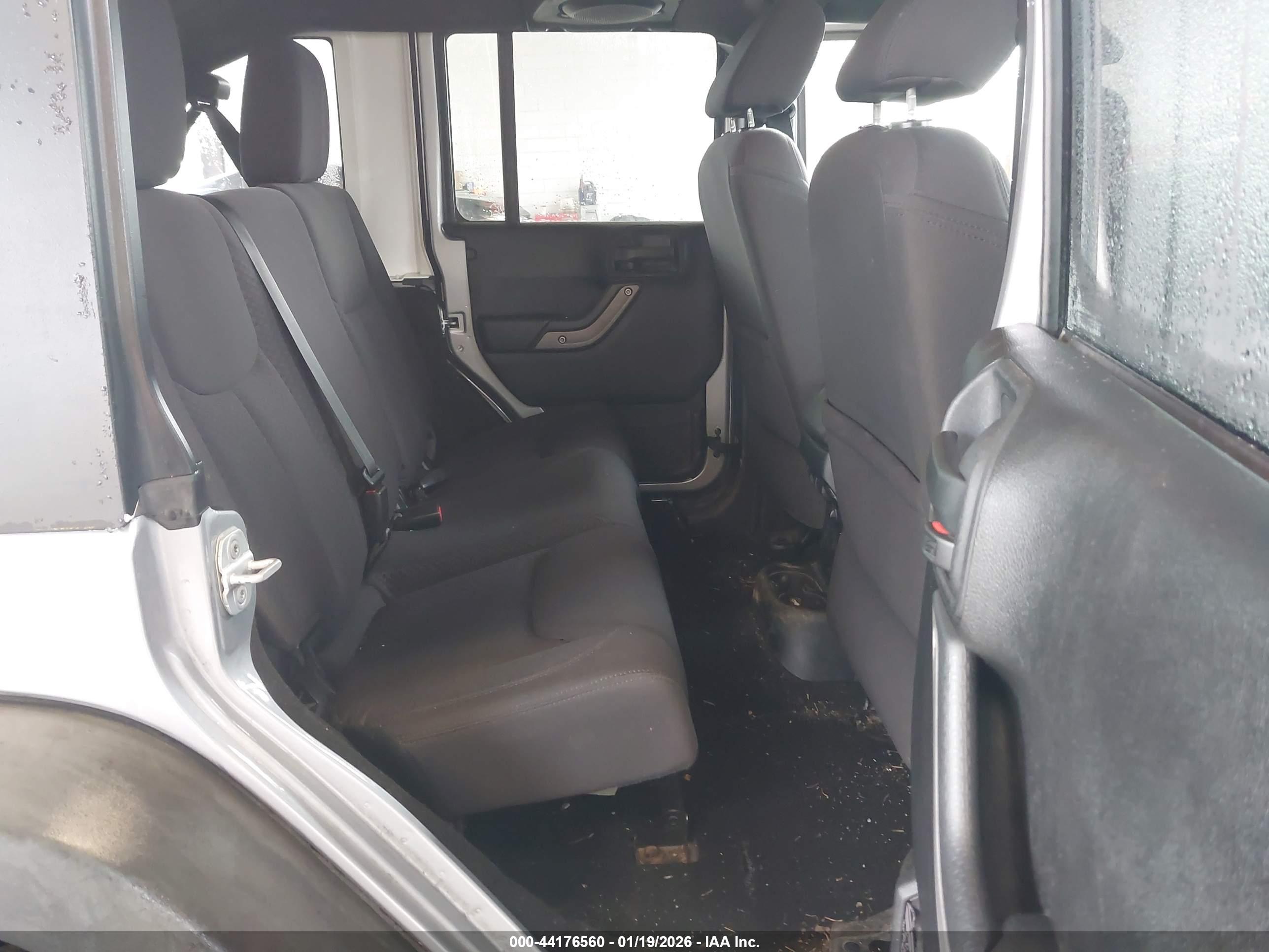JEEP WRANGLER image 8