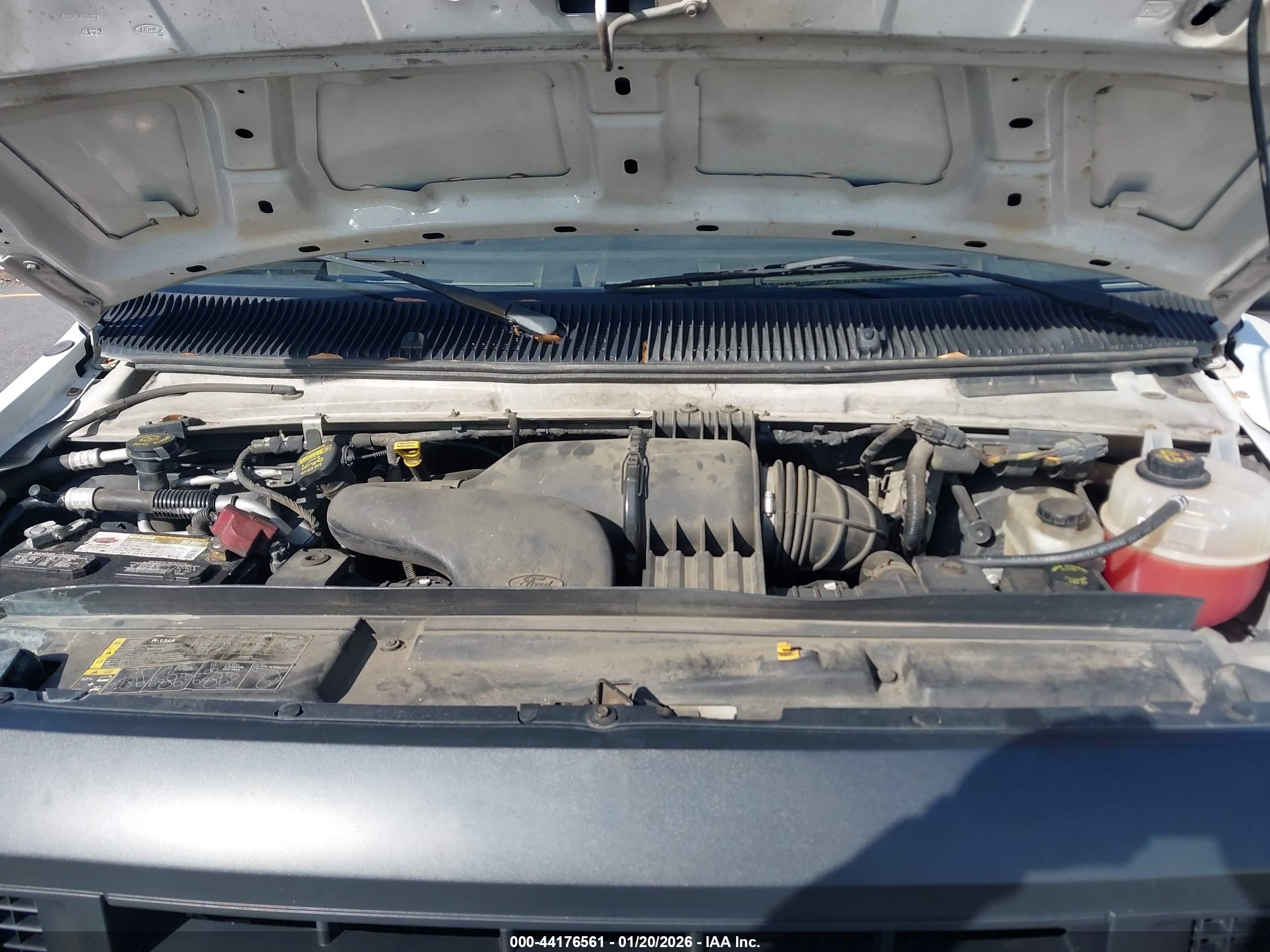 FORD E-150 image 10