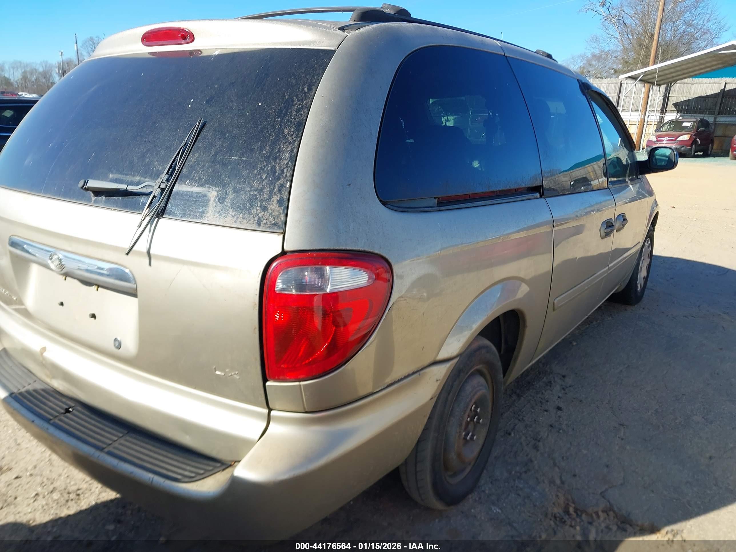 CHRYSLER TOWN image 4