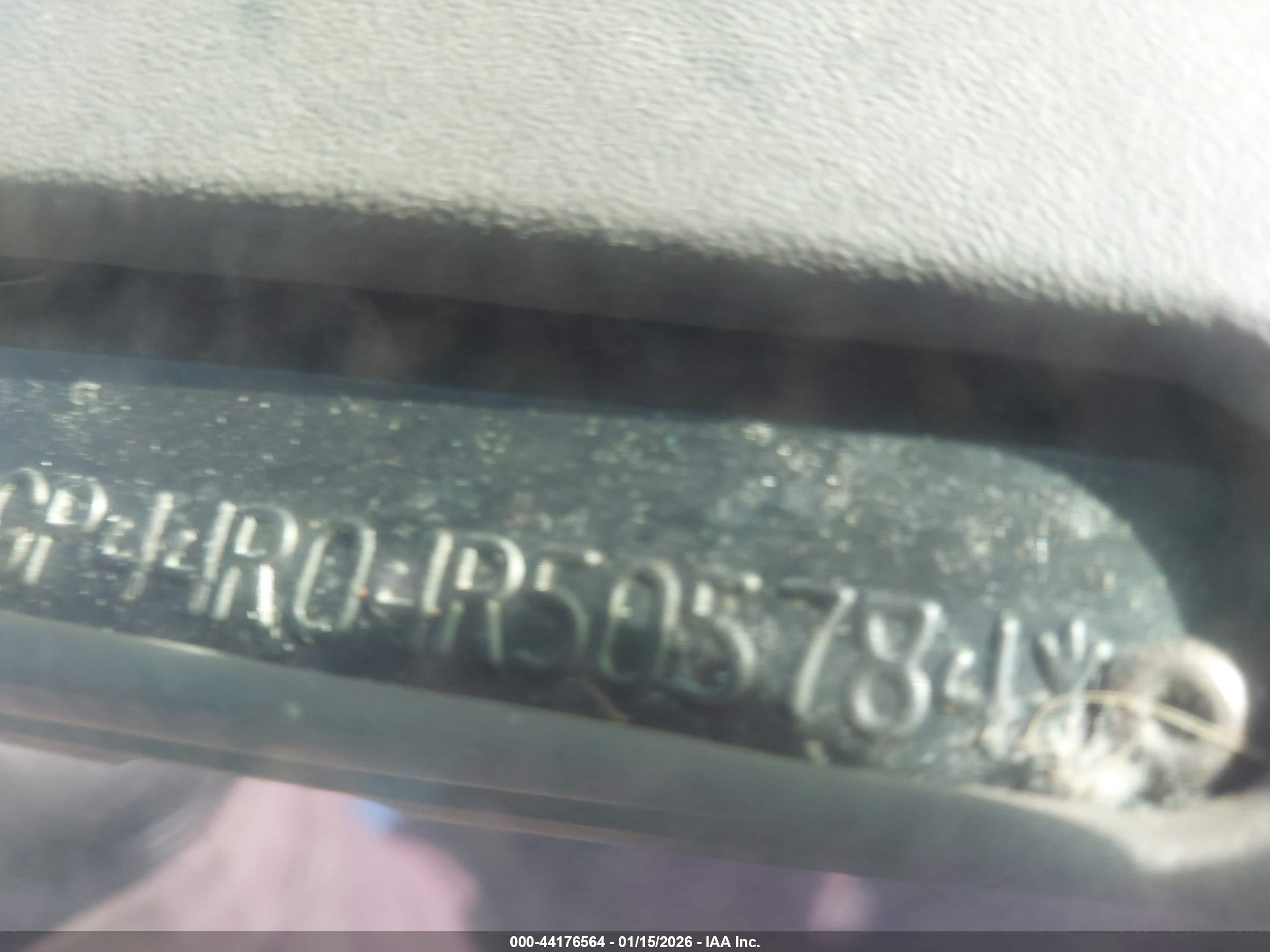 CHRYSLER TOWN image 9